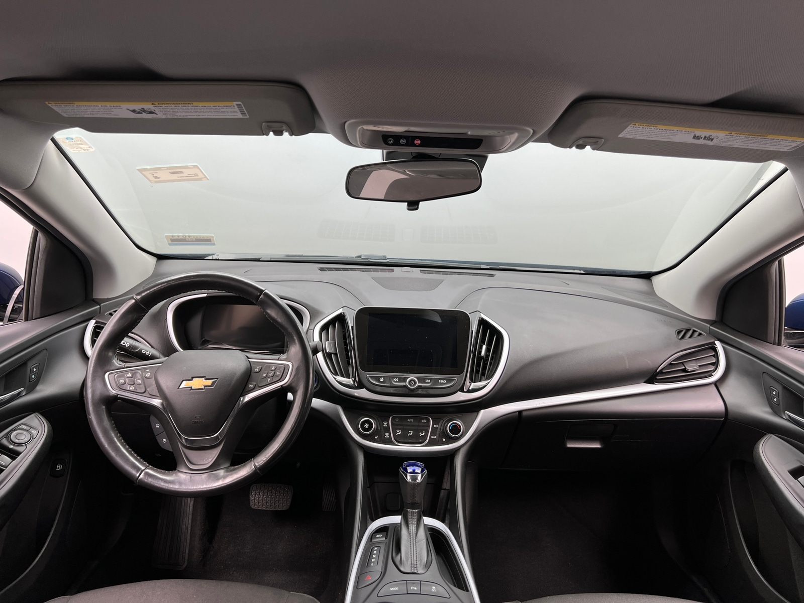 Thumbnail: 2019 Chevrolet Volt - 3