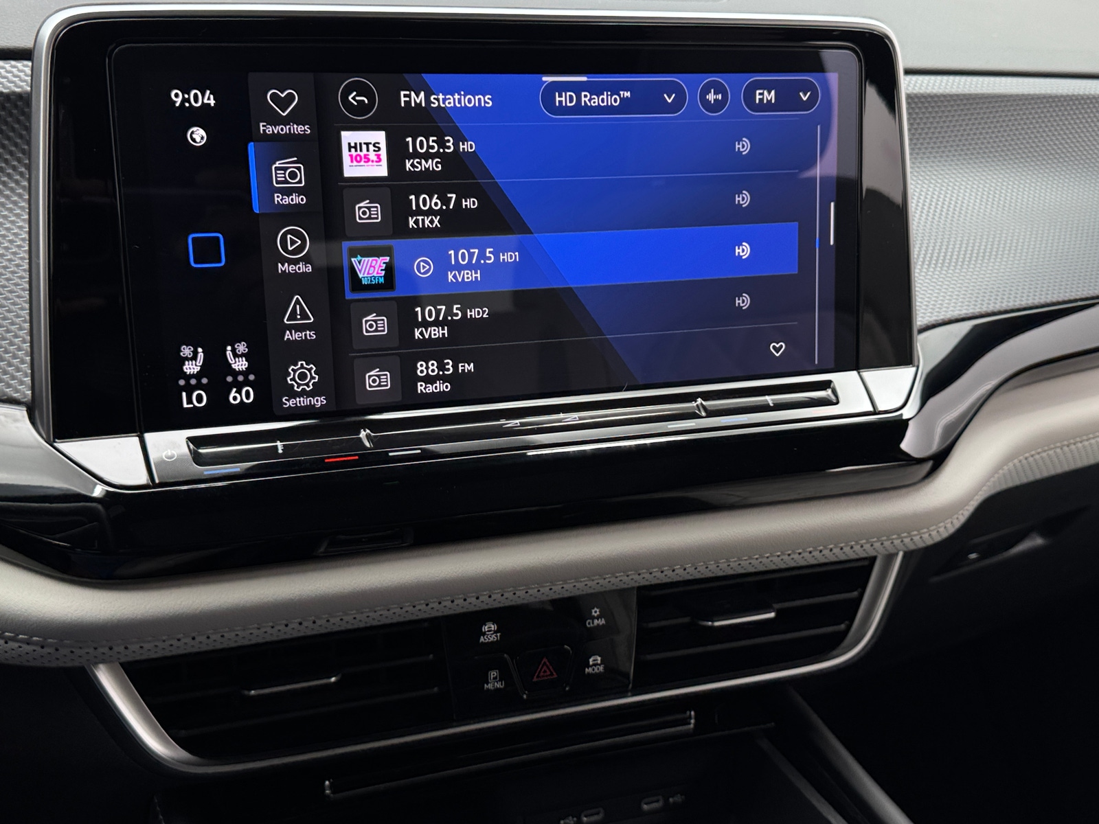Thumbnail: 2024 Volkswagen Atlas - 3