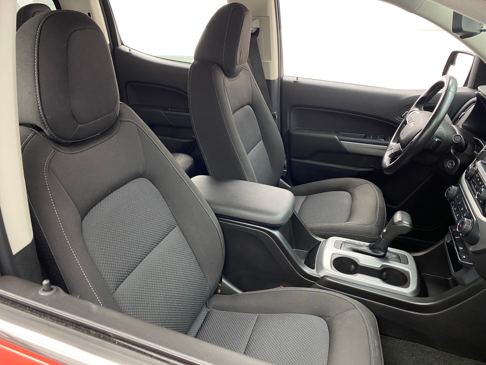 Thumbnail: 2016 Chevrolet Colorado - 2
