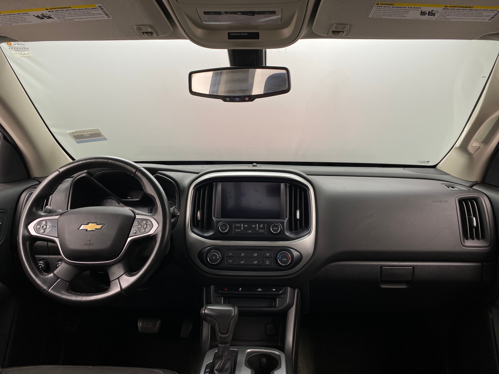Thumbnail: 2016 Chevrolet Colorado - 3