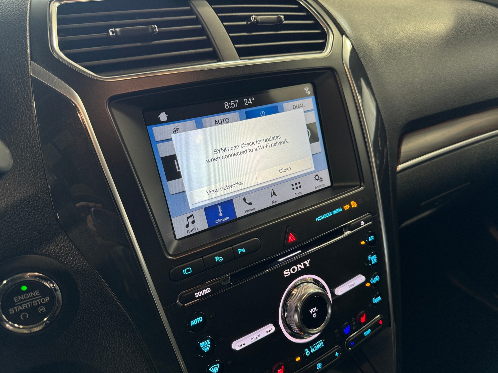 Thumbnail: 2018 Ford Explorer - 3