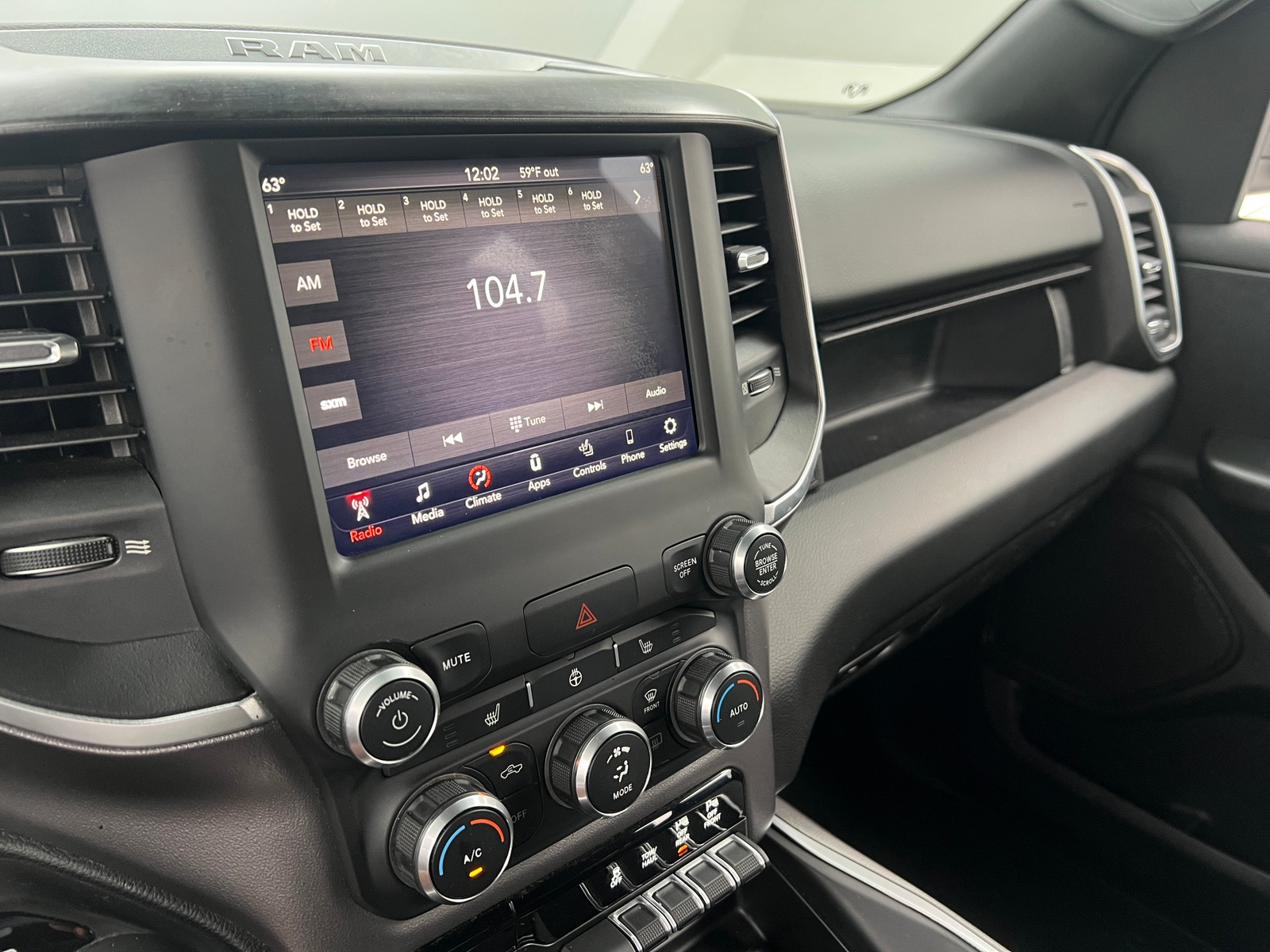 Thumbnail: 2019 RAM 1500 - 4