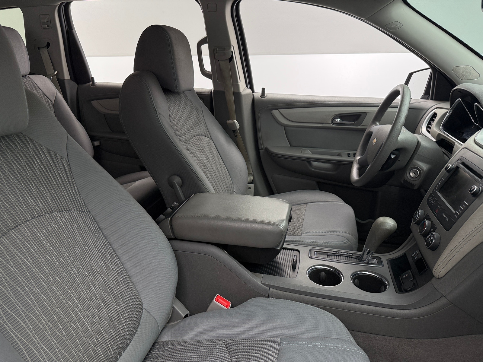 Thumbnail: 2017 Chevrolet Traverse - 2