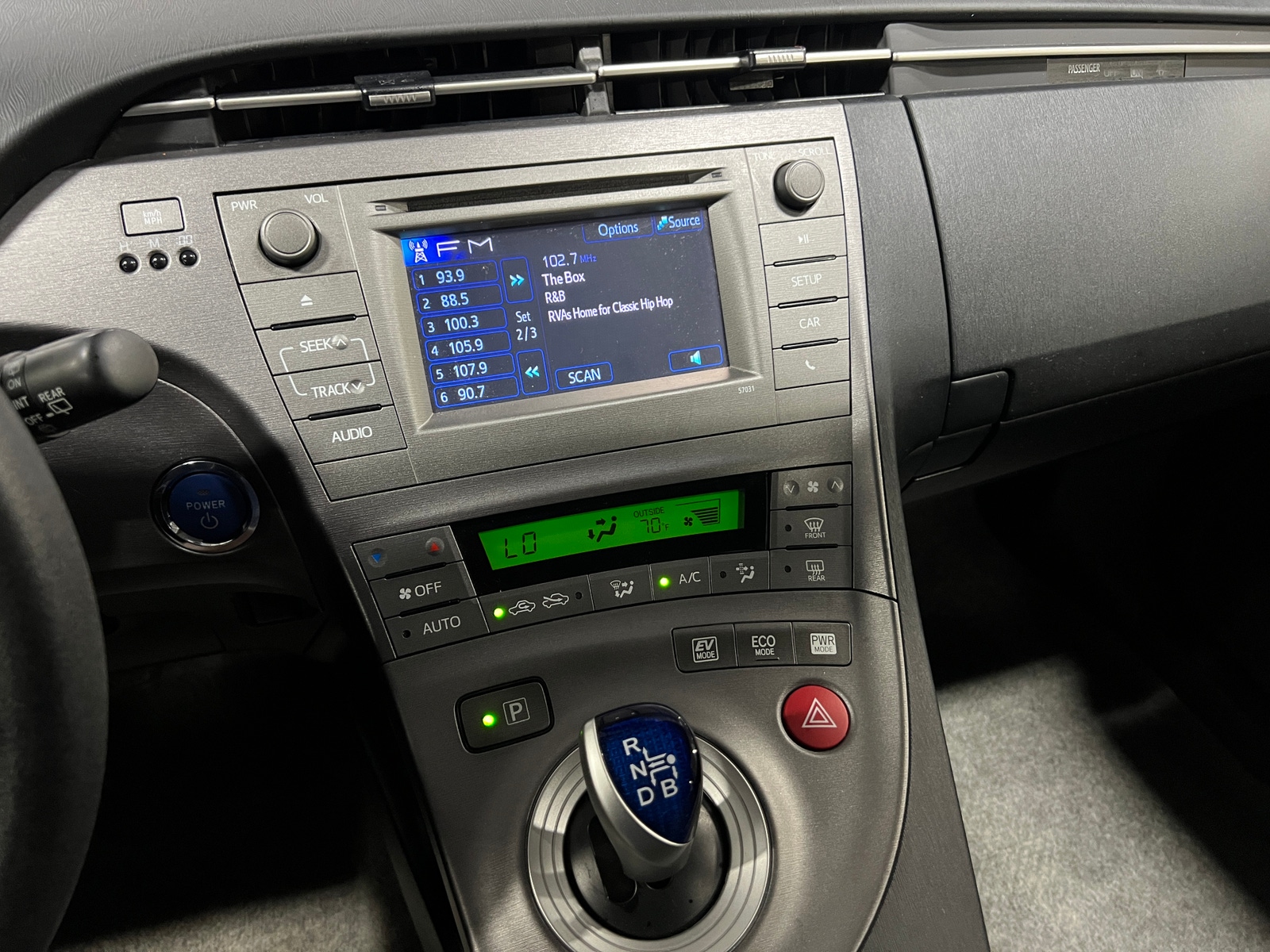 Thumbnail: 2013 Toyota Prius - 4