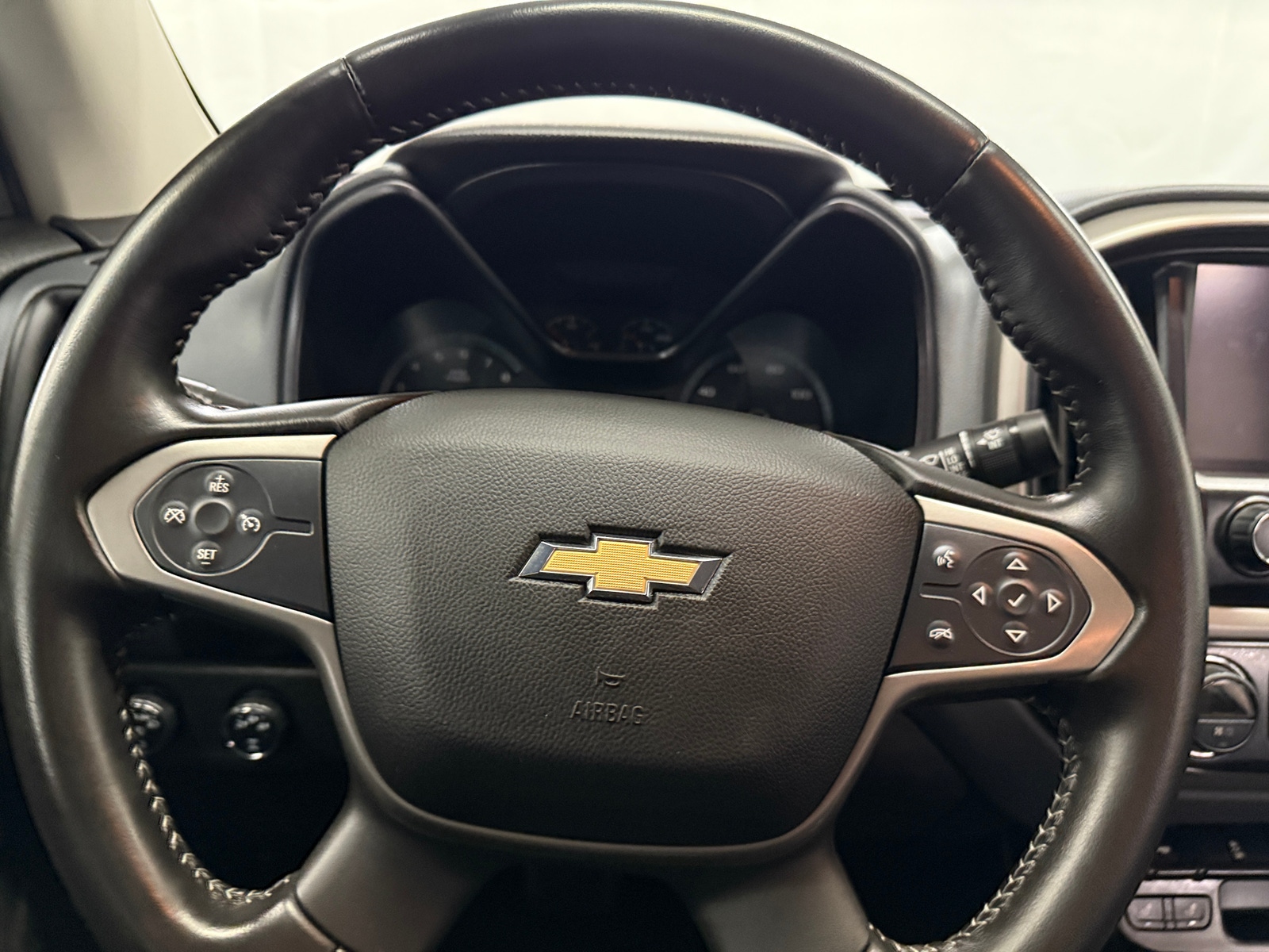 Thumbnail: 2016 Chevrolet Colorado - 4