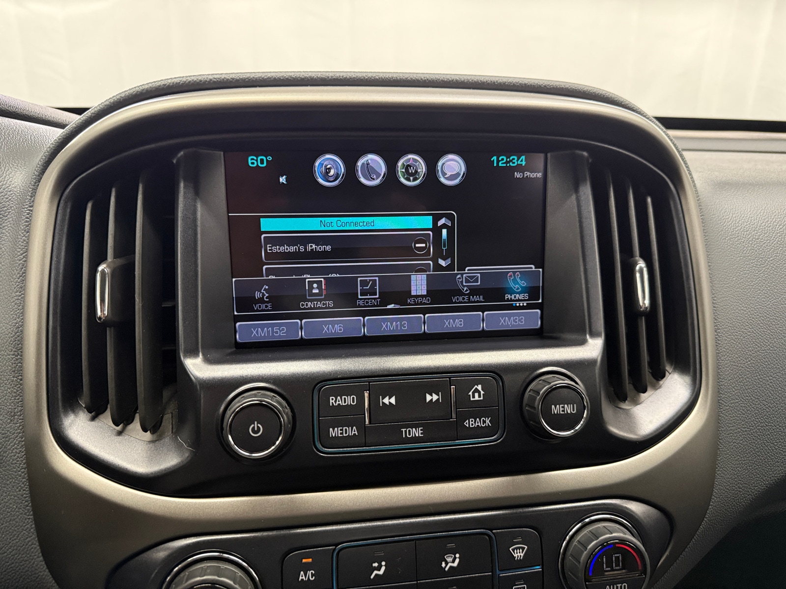 Thumbnail: 2016 Chevrolet Colorado - 3