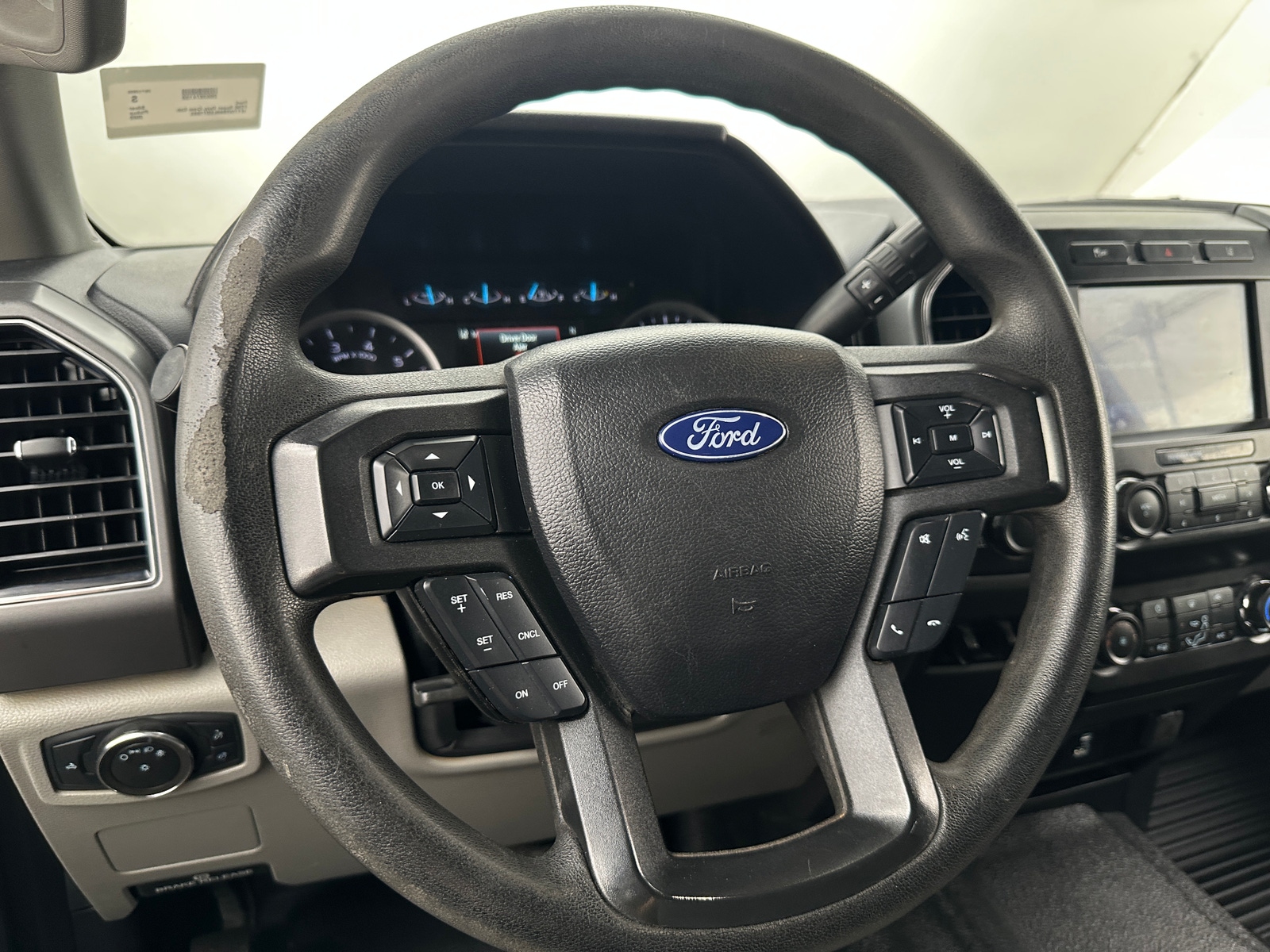 Thumbnail: 2020 Ford Econoline - 5