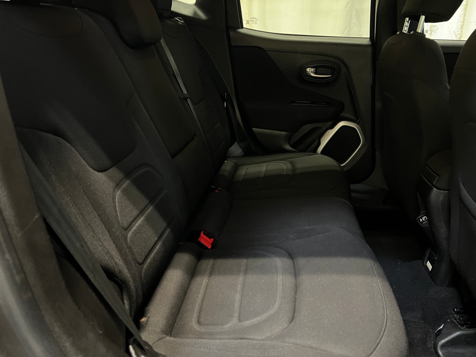 Thumbnail: 2018 Jeep Renegade - 6