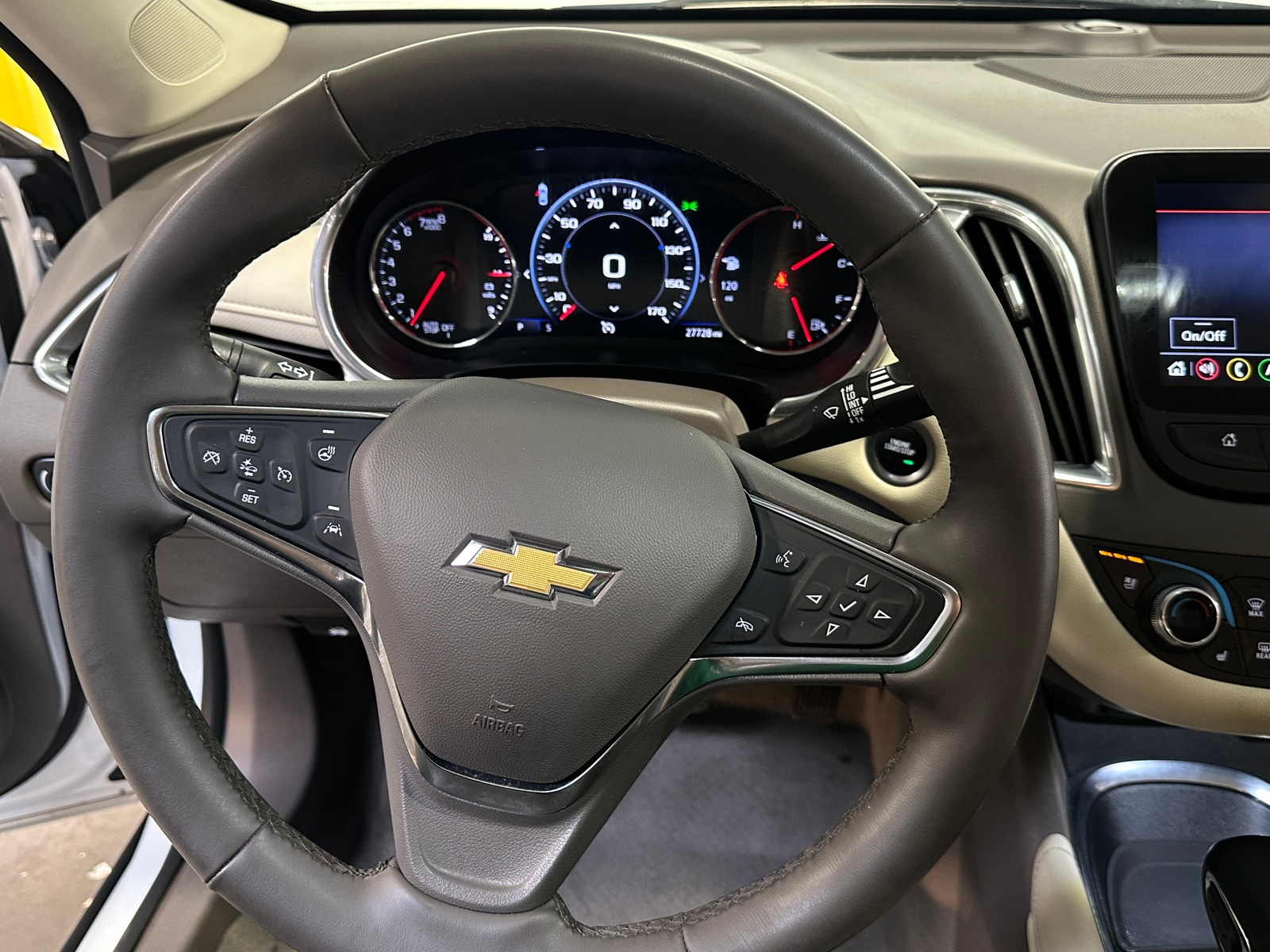 Thumbnail: 2024 Chevrolet Malibu - 4