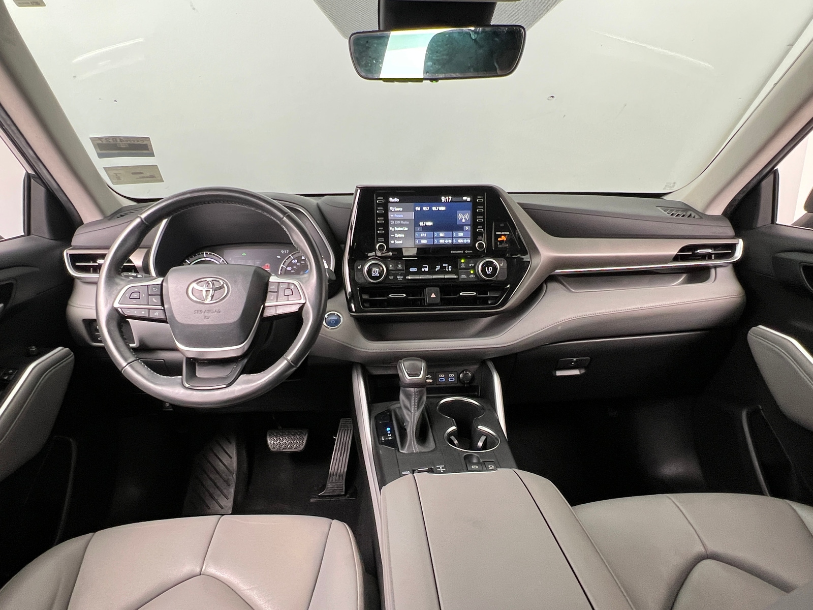 Thumbnail: 2022 Toyota Highlander - 2