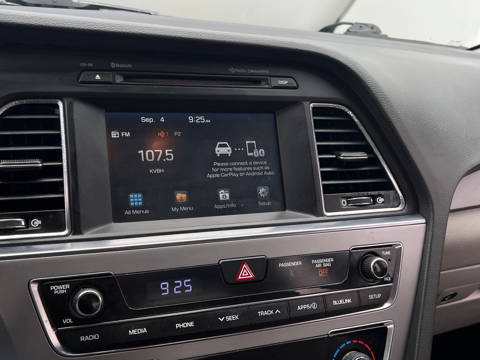 Thumbnail: 2017 Hyundai Sonata - 4