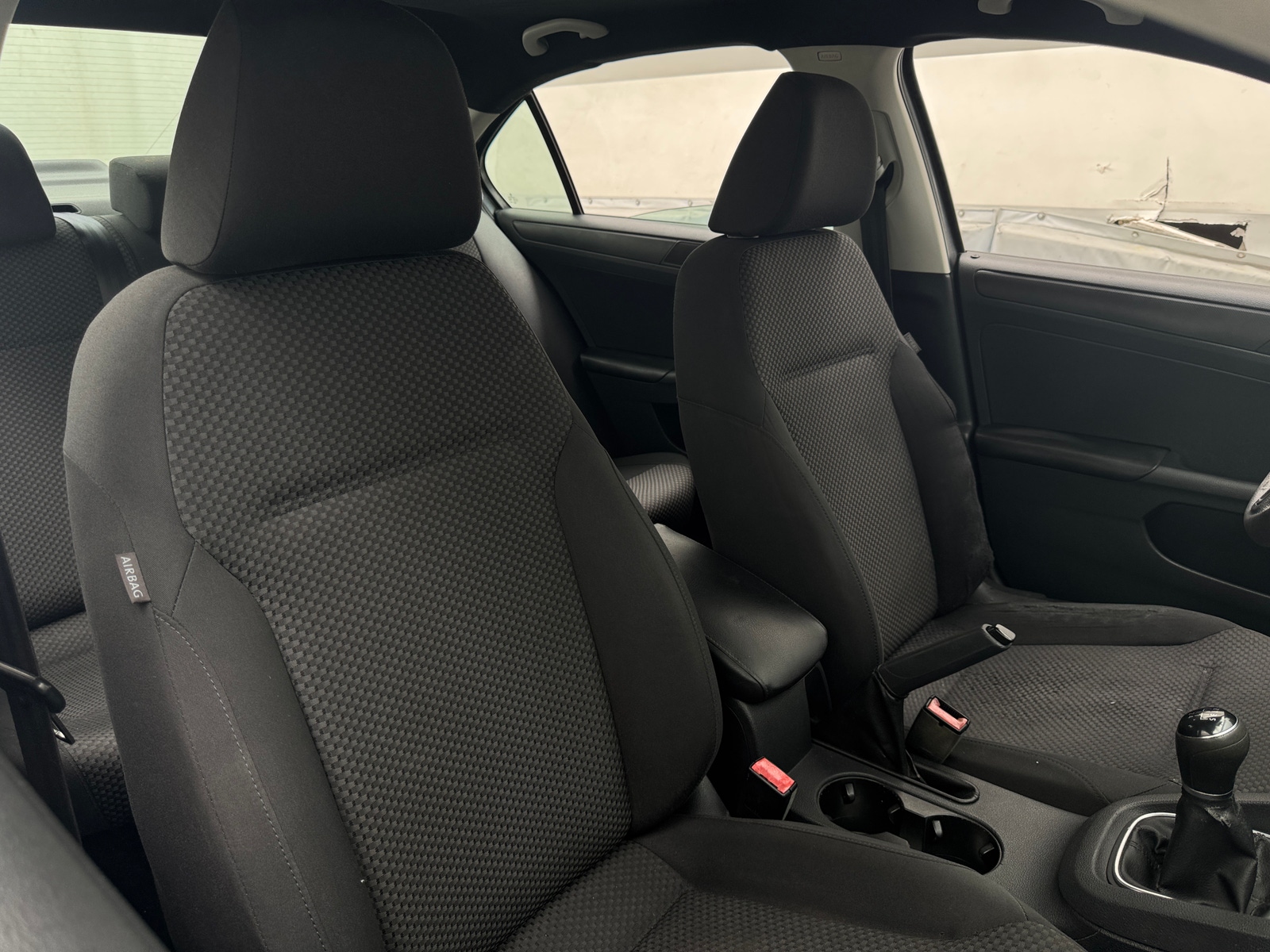 Thumbnail: 2013 Volkswagen Jetta - 2