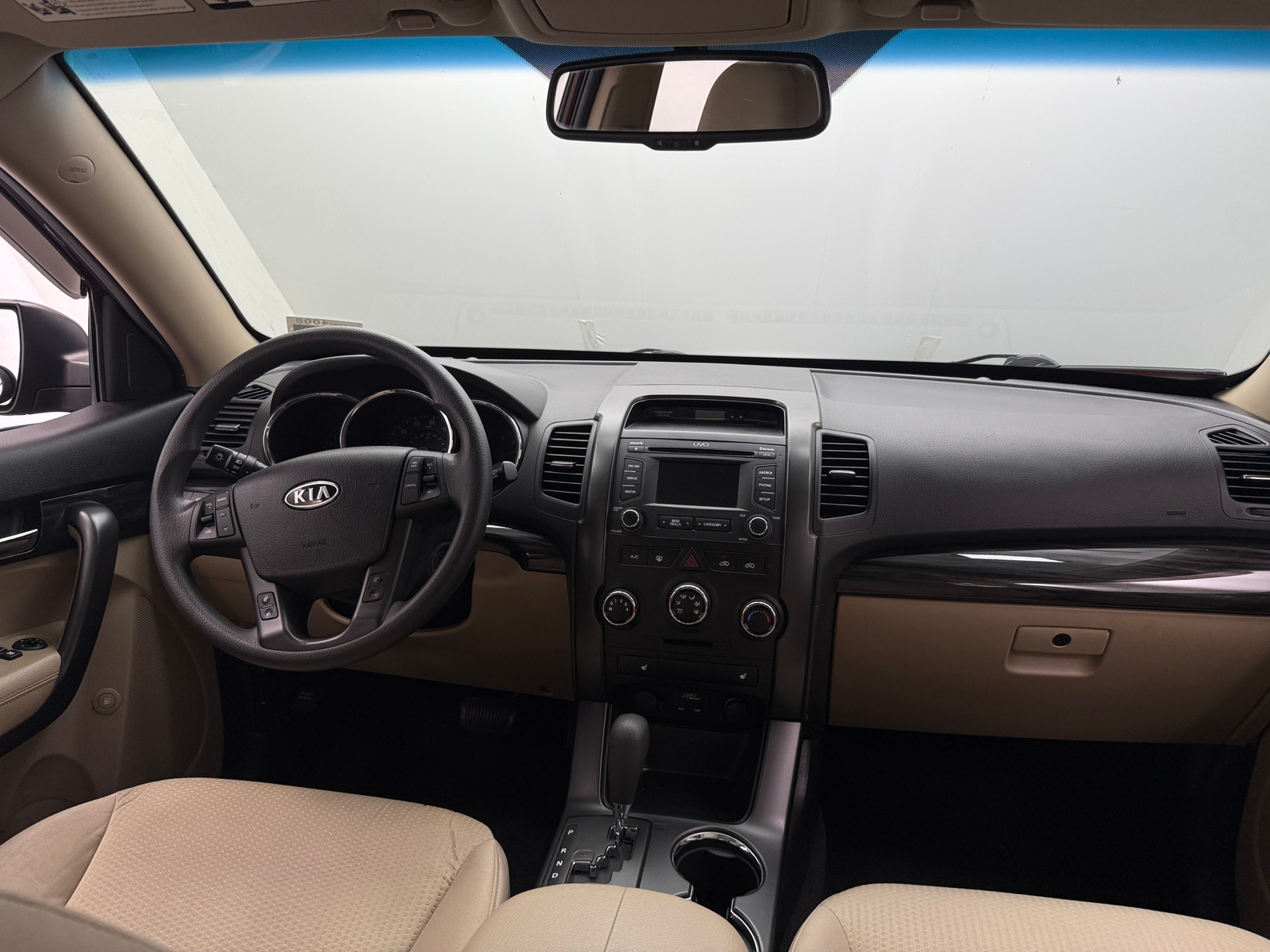 Thumbnail: 2013 Kia Sorento - 3