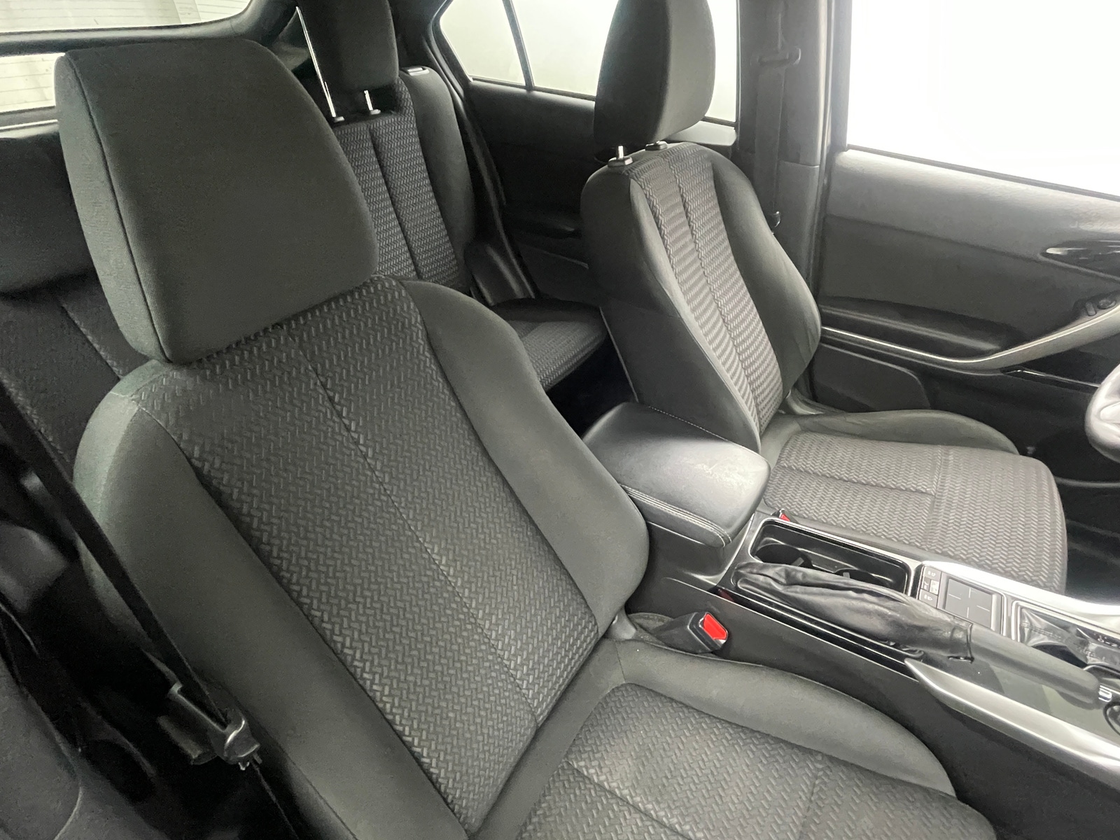 Thumbnail: 2020 Mitsubishi Eclipse Cross - 2