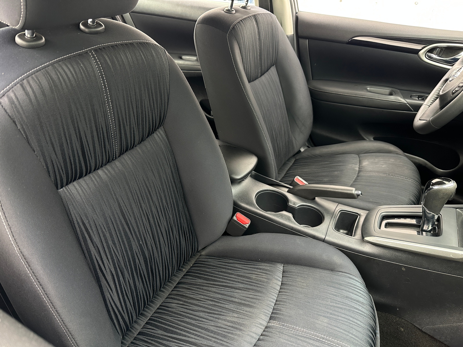 Thumbnail: 2016 Nissan Sentra - 2