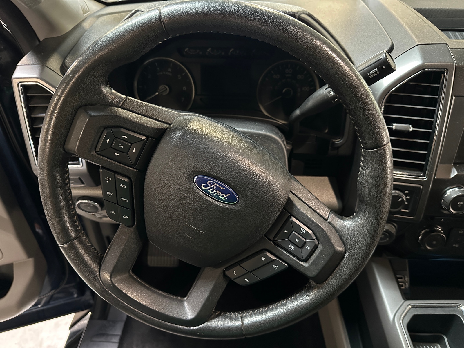 Thumbnail: 2018 Ford Econoline - 5
