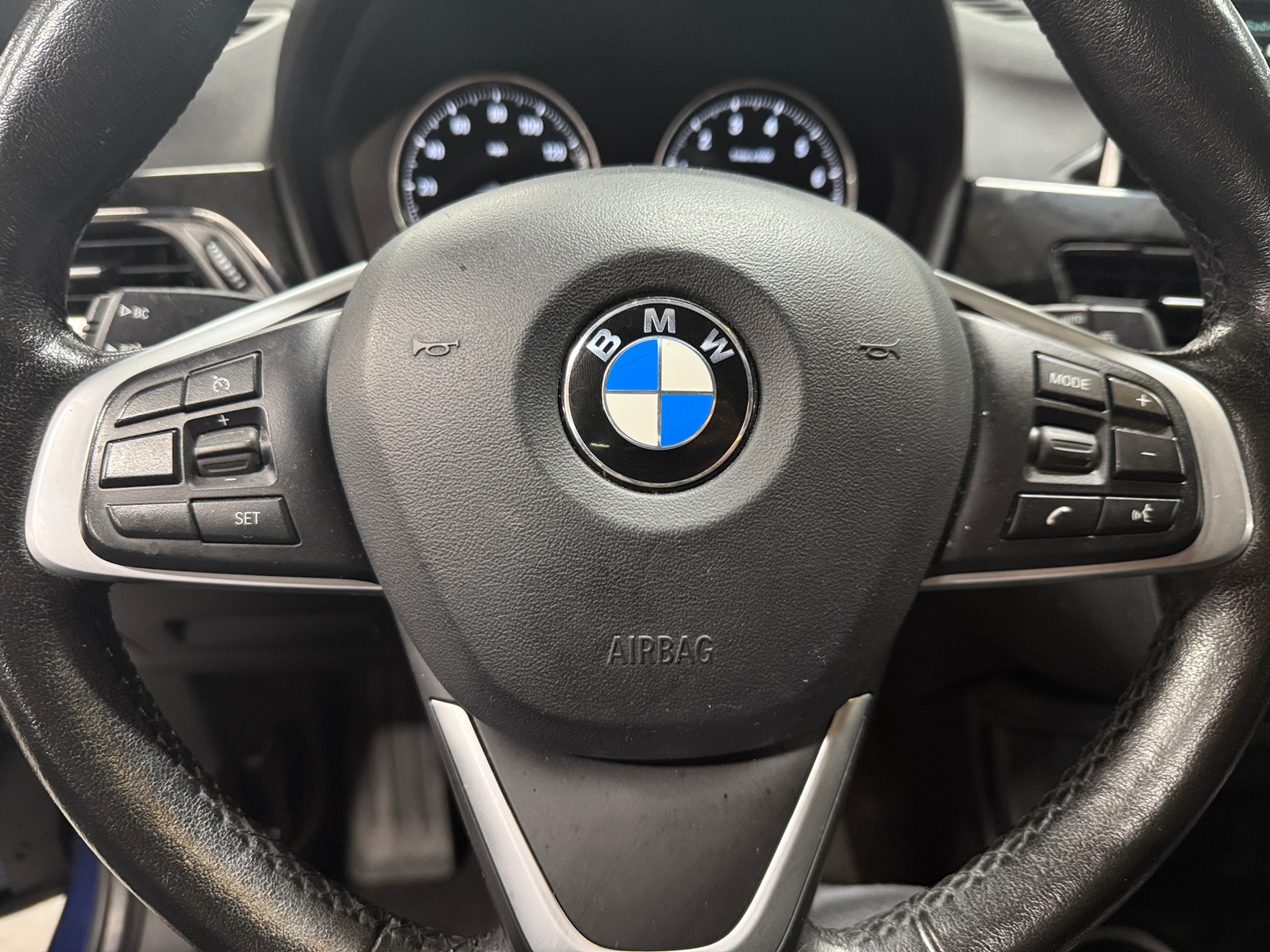 Thumbnail: 2019 BMW X1 - 4