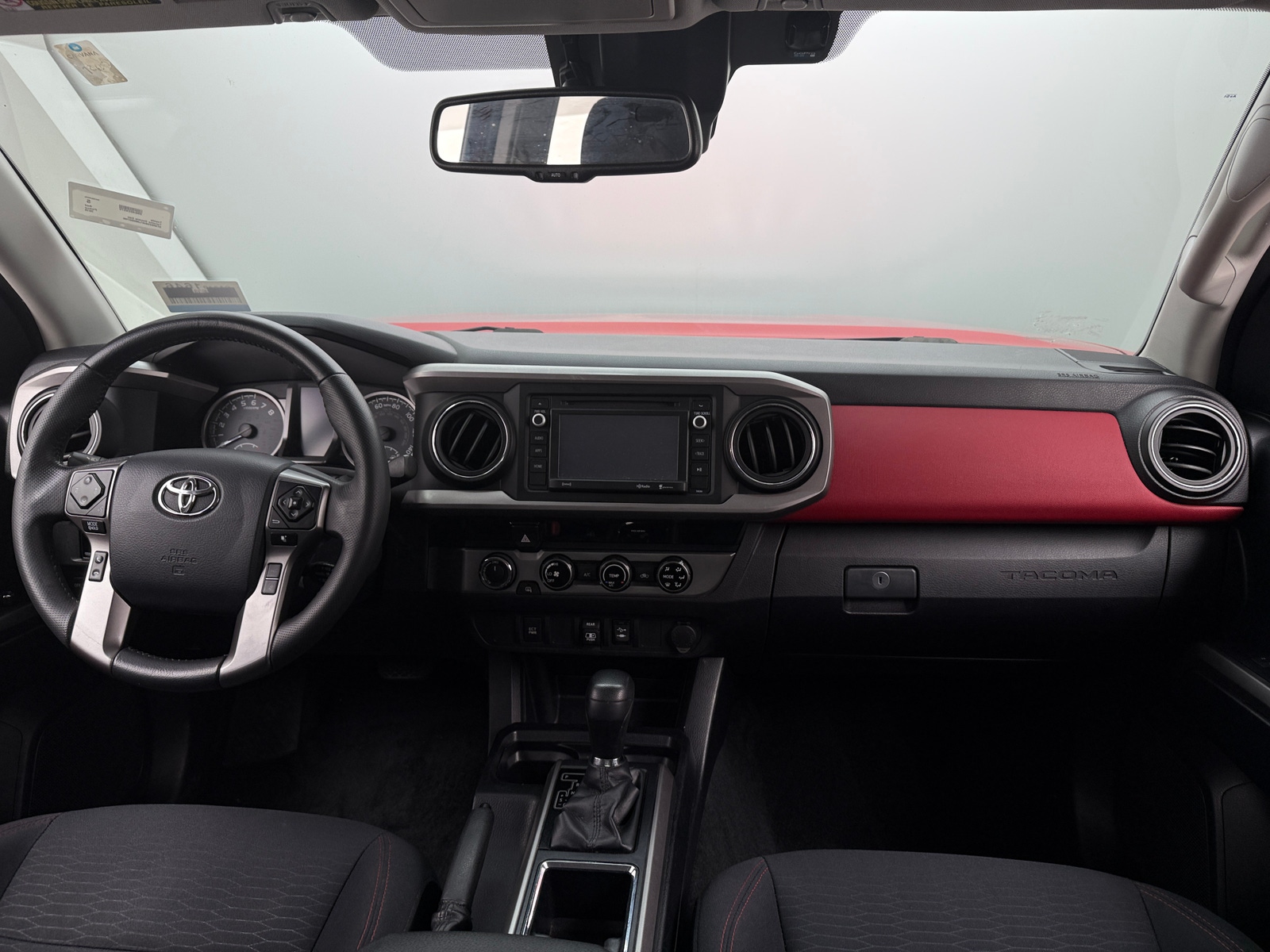 Thumbnail: 2018 Toyota Tacoma - 3