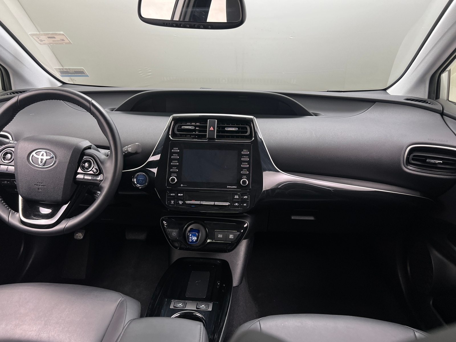 Thumbnail: 2022 Toyota Prius - 2