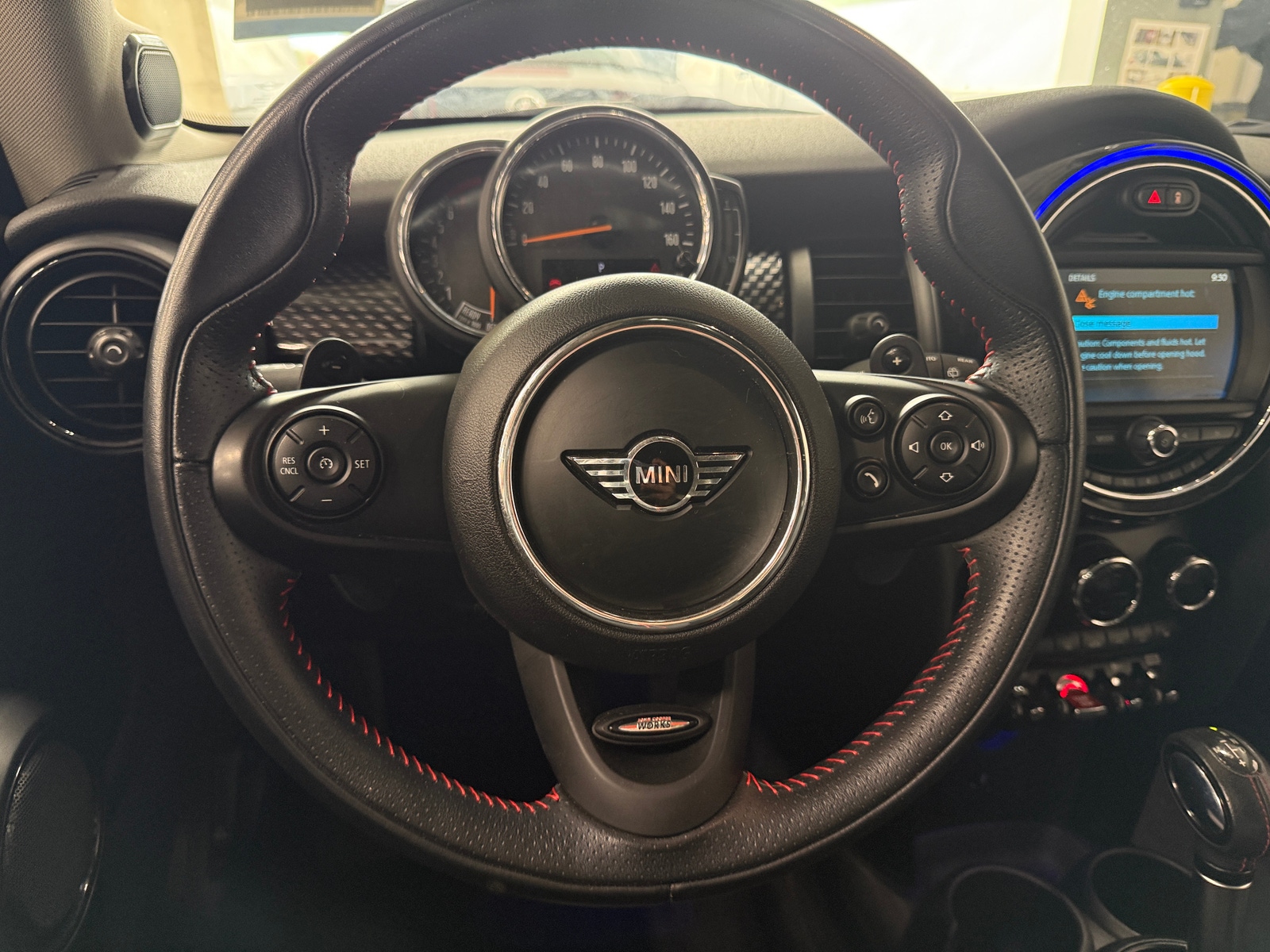 Thumbnail: 2019 MINI Cooper Hardtop - 4
