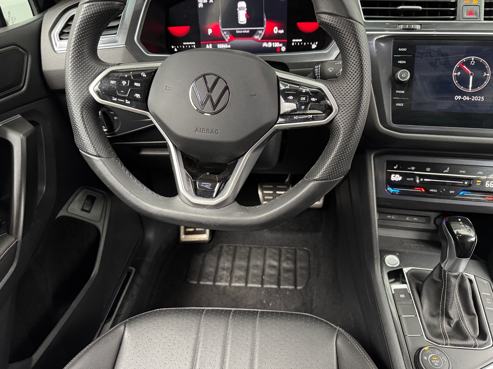 Thumbnail: 2022 Volkswagen Tiguan - 5