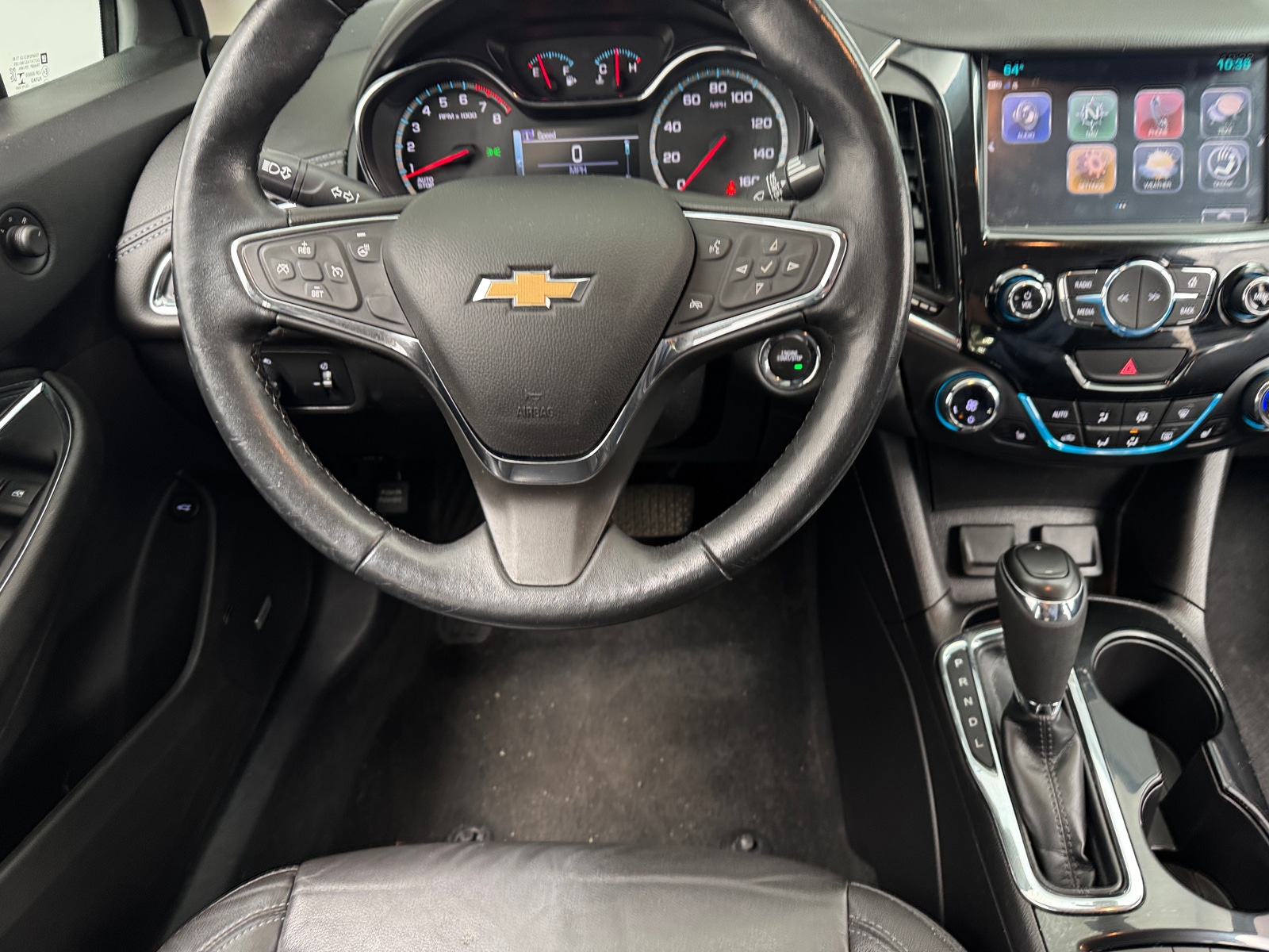 Thumbnail: 2018 Chevrolet Cruze - 4