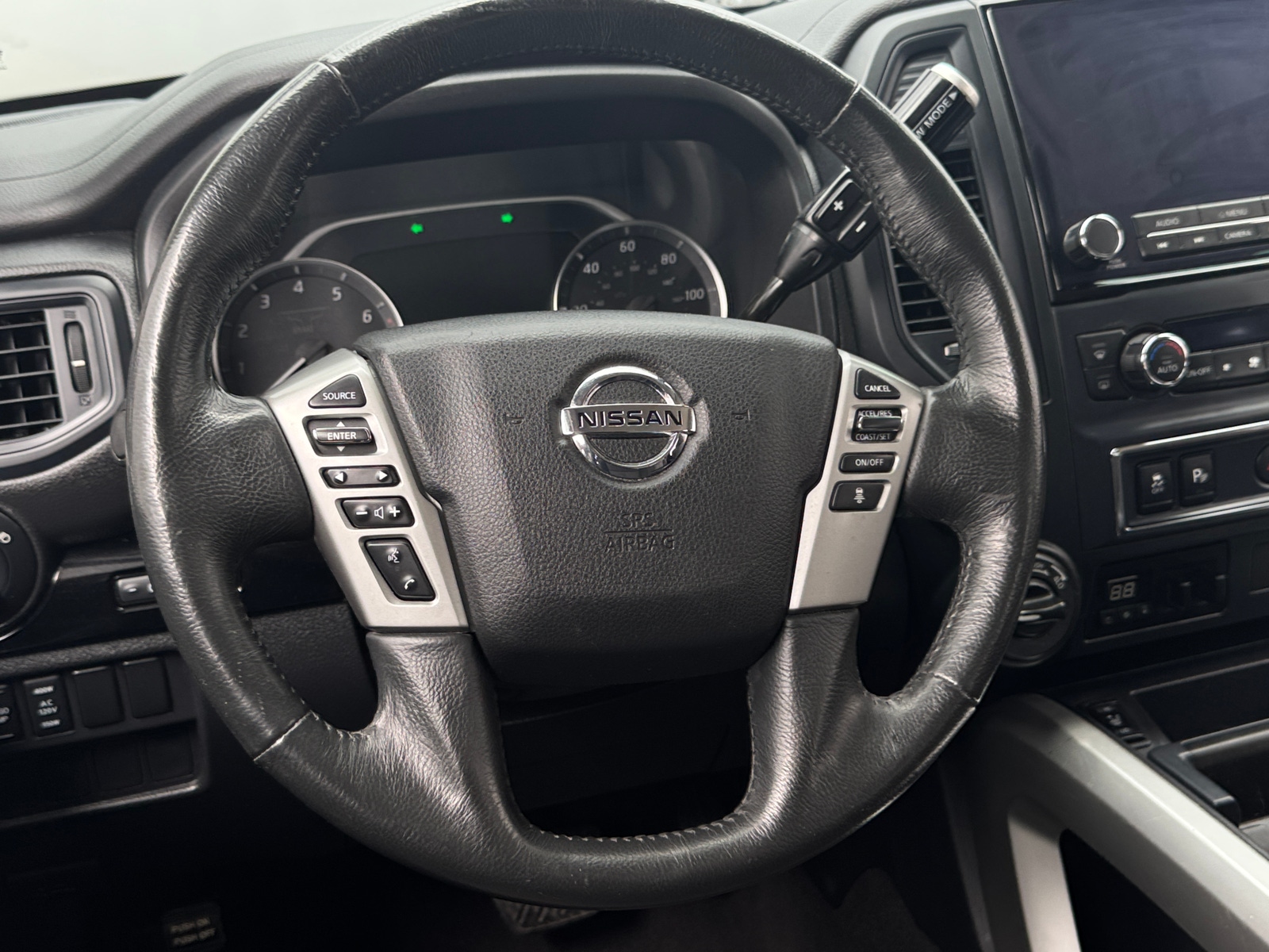 Thumbnail: 2022 Nissan Titan - 5