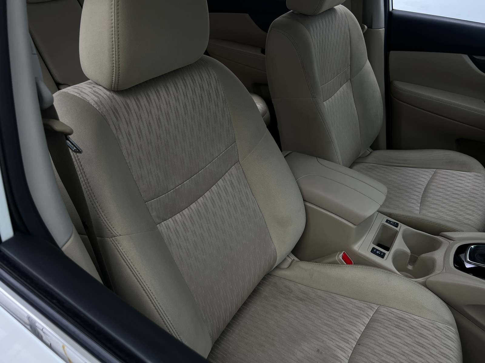 Thumbnail: 2019 Nissan Rogue - 2