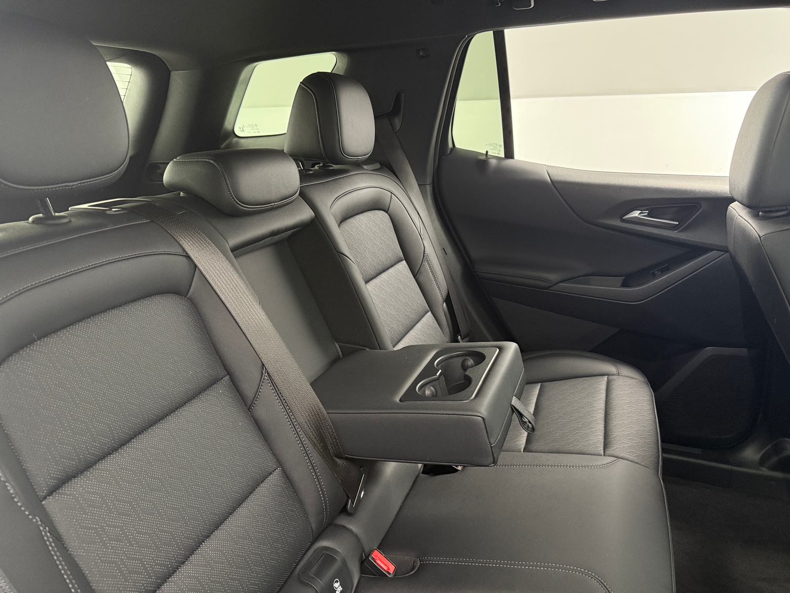Thumbnail: 2025 Chevrolet Equinox - 6