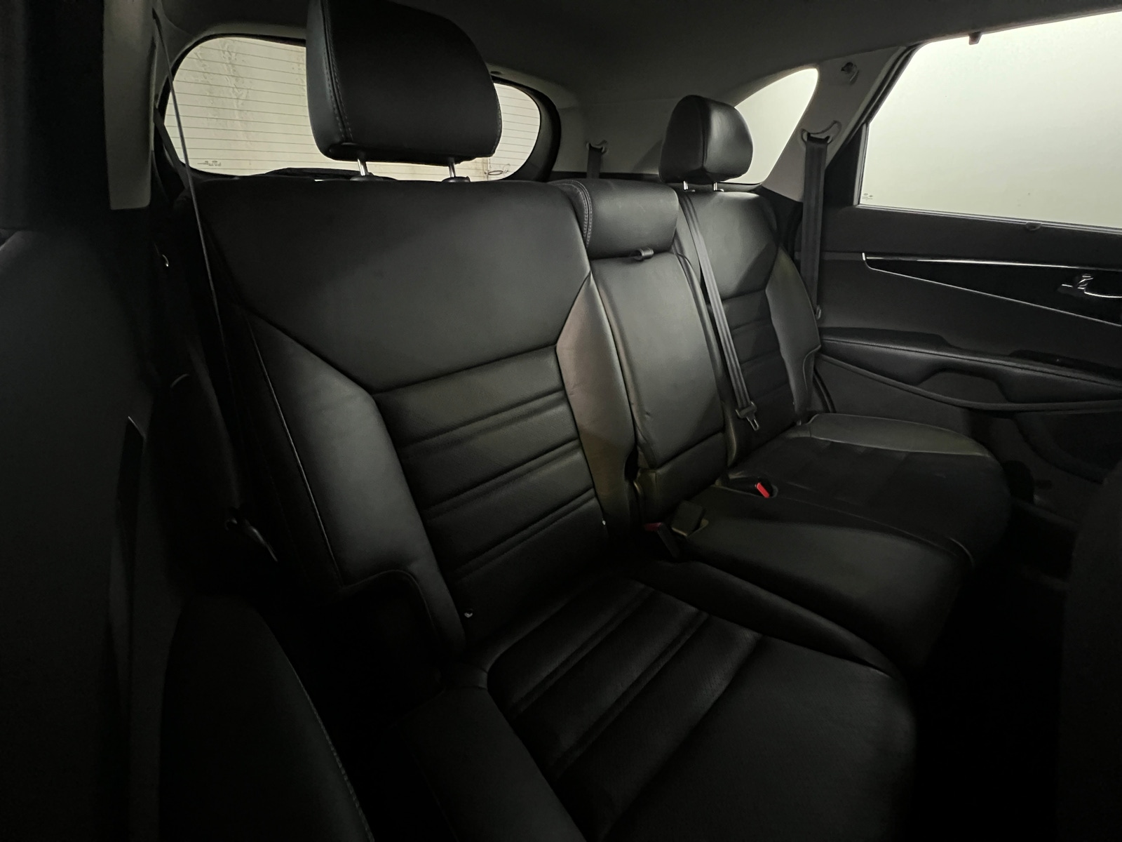 Thumbnail: 2017 Kia Sorento - 5