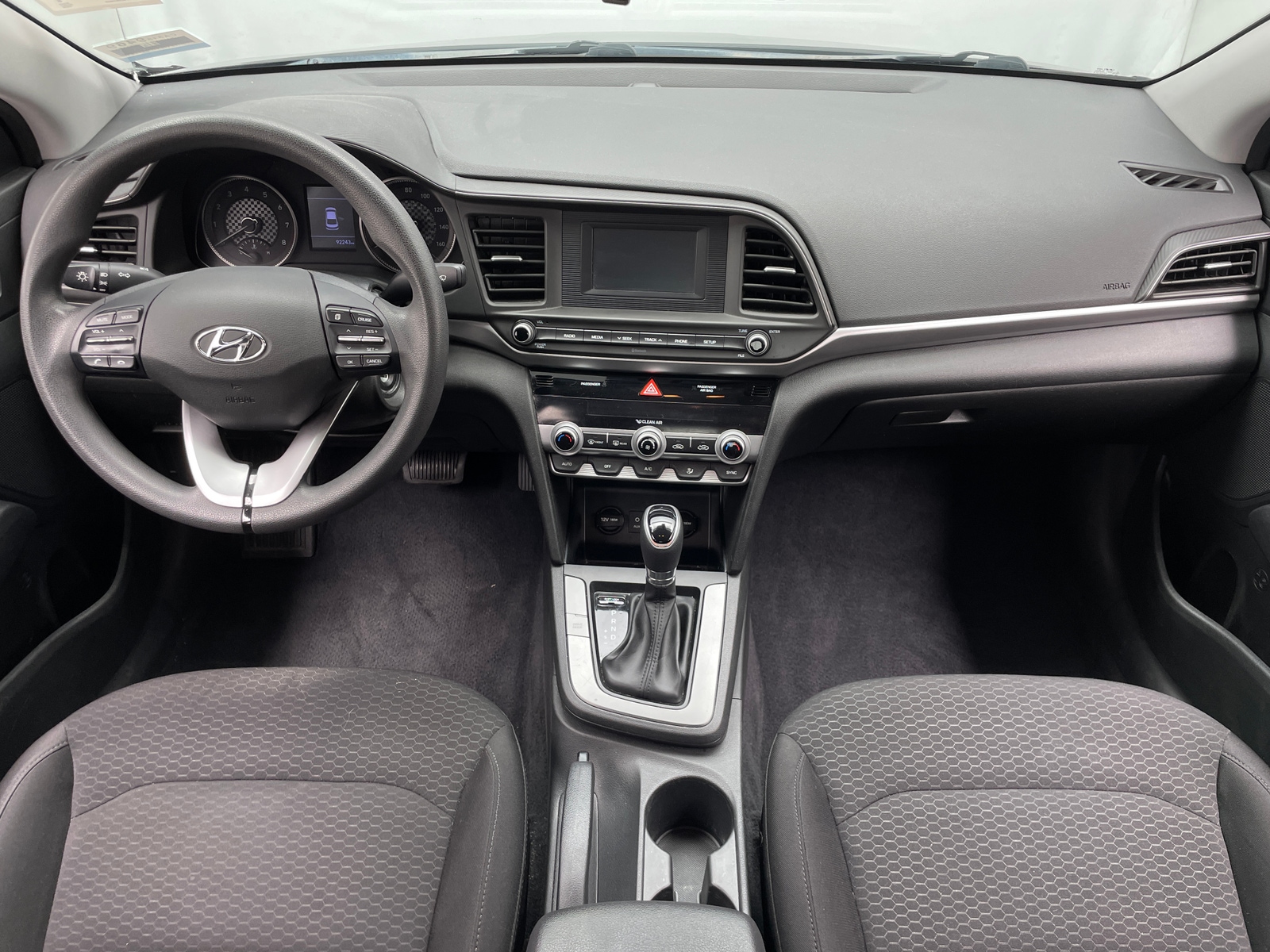 Thumbnail: 2020 Hyundai Elantra - 3