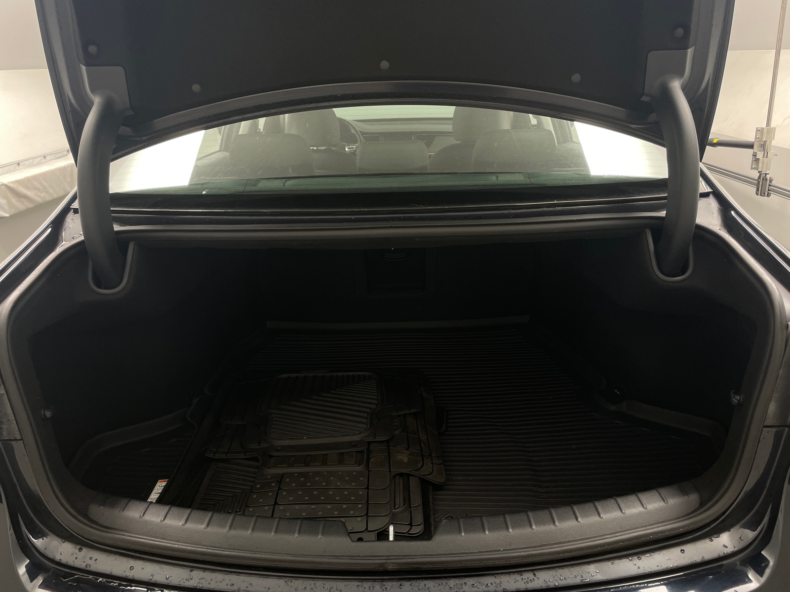 Thumbnail: 2019 Kia Cadenza - 6
