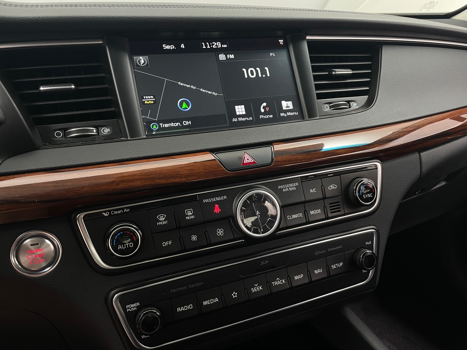 Thumbnail: 2019 Kia Cadenza - 3