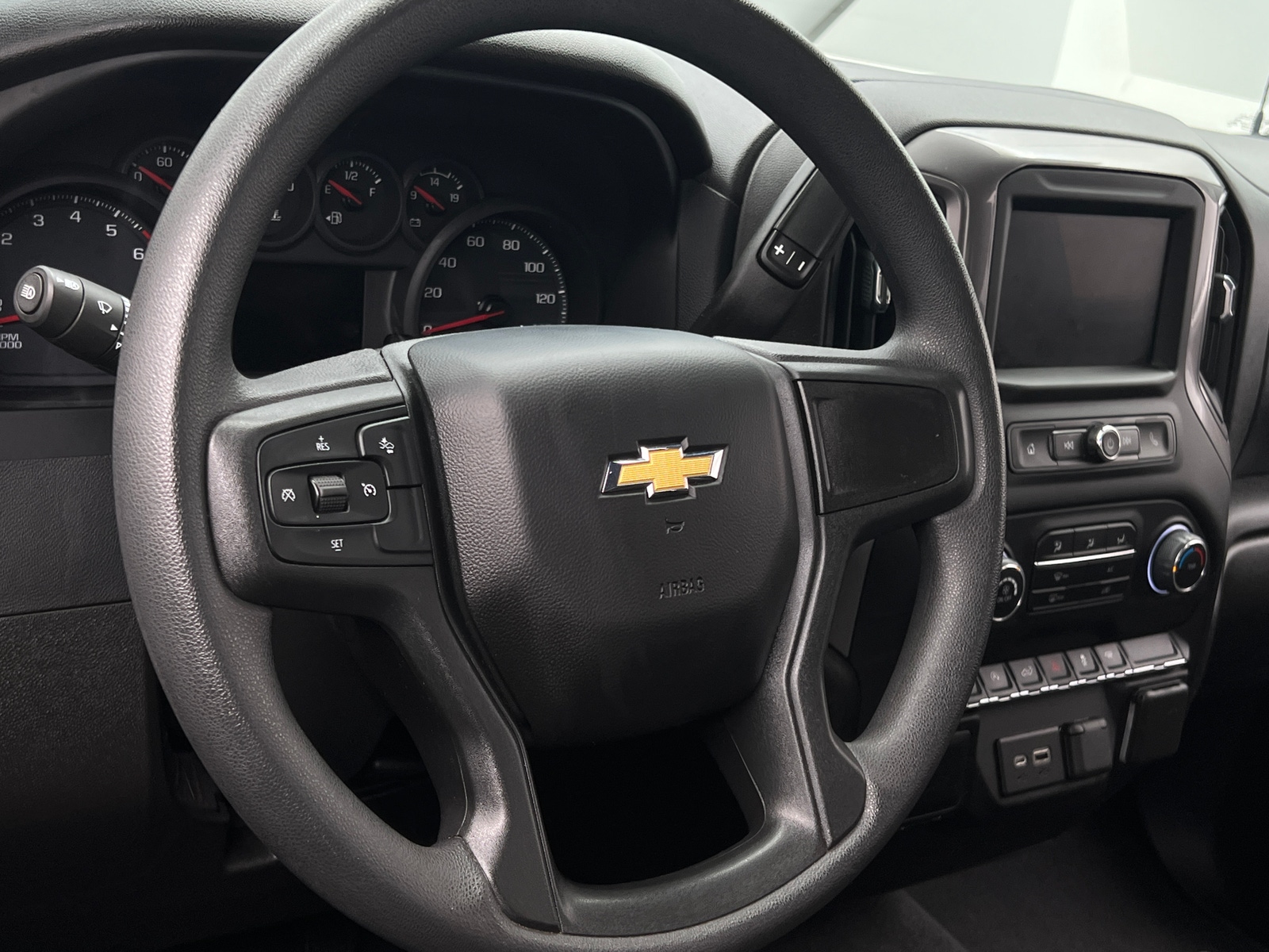 Thumbnail: 2022 Chevrolet Silverado 1500 - 5