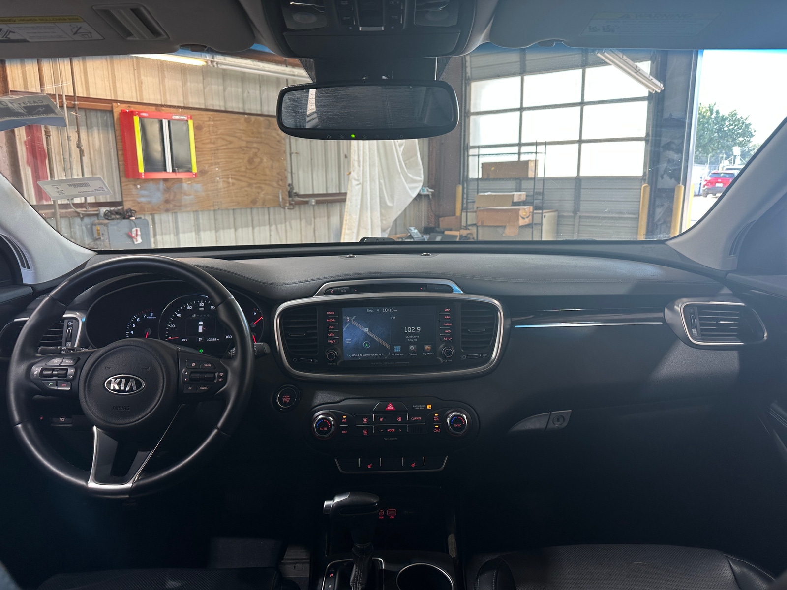 Thumbnail: 2018 Kia Sorento - 2