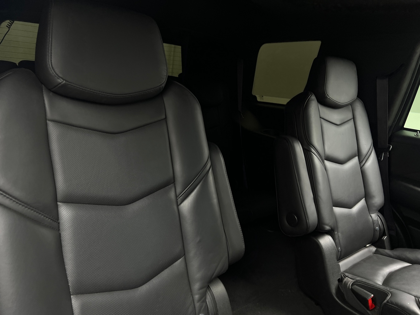 Thumbnail: 2016 Cadillac Escalade - 5