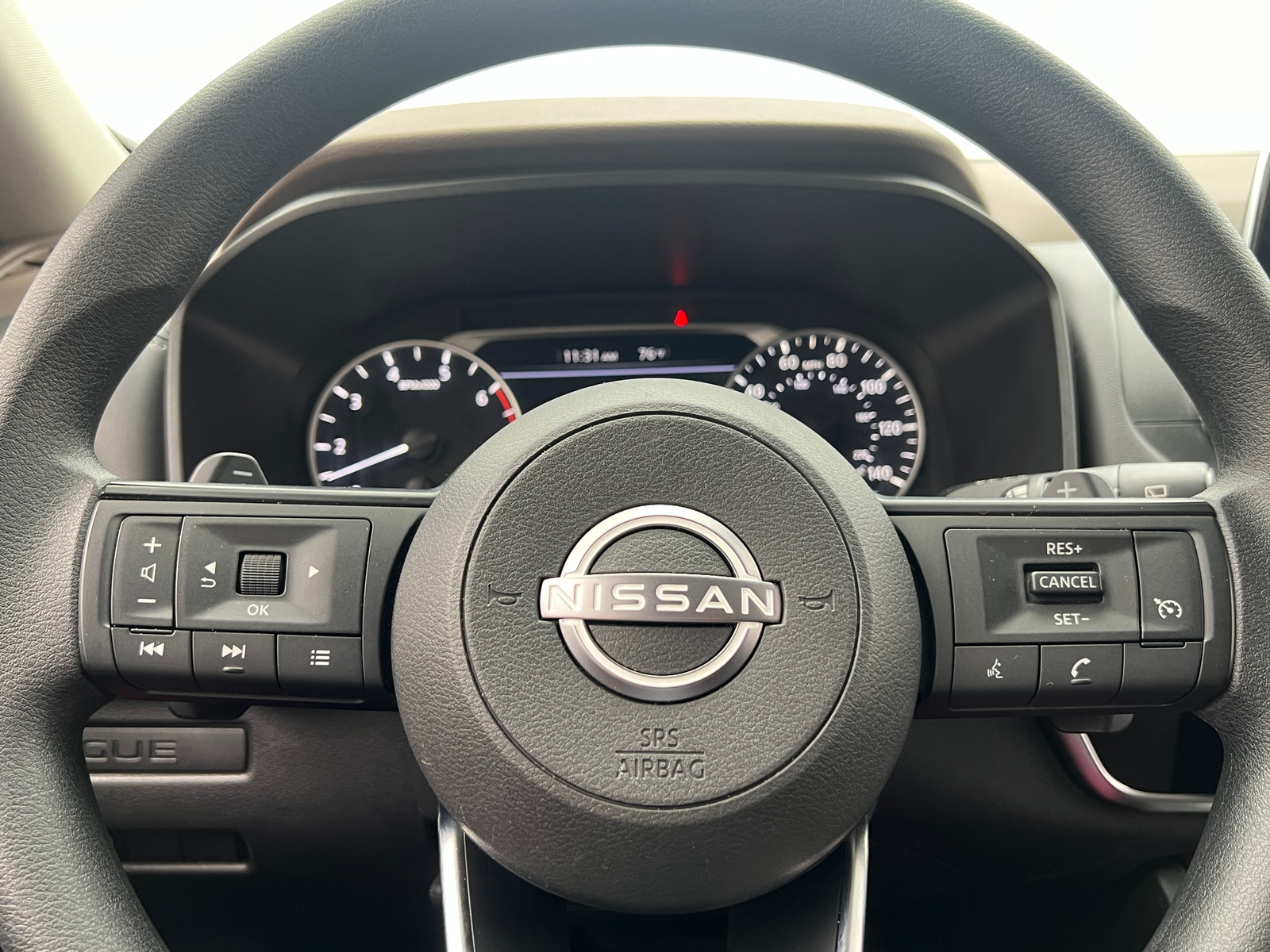 Thumbnail: 2023 Nissan Rogue - 5
