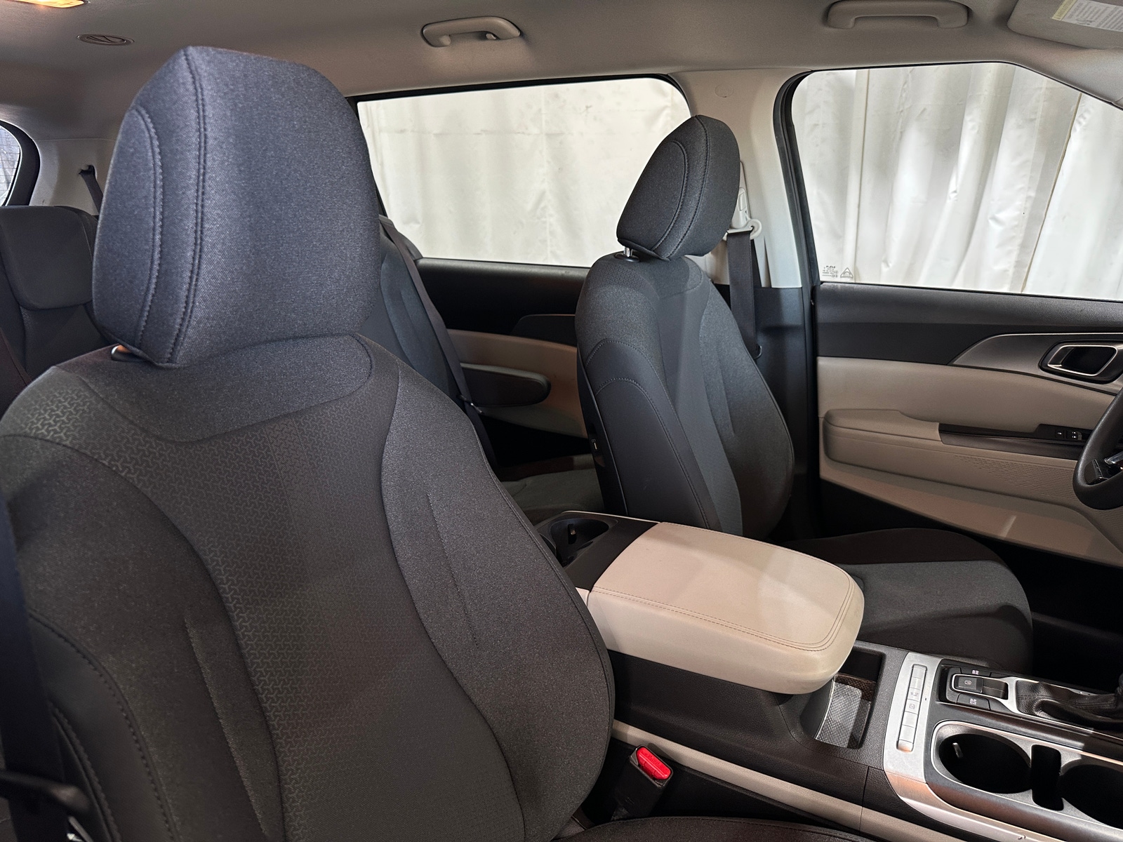 Thumbnail: 2022 Kia Carnival - 2