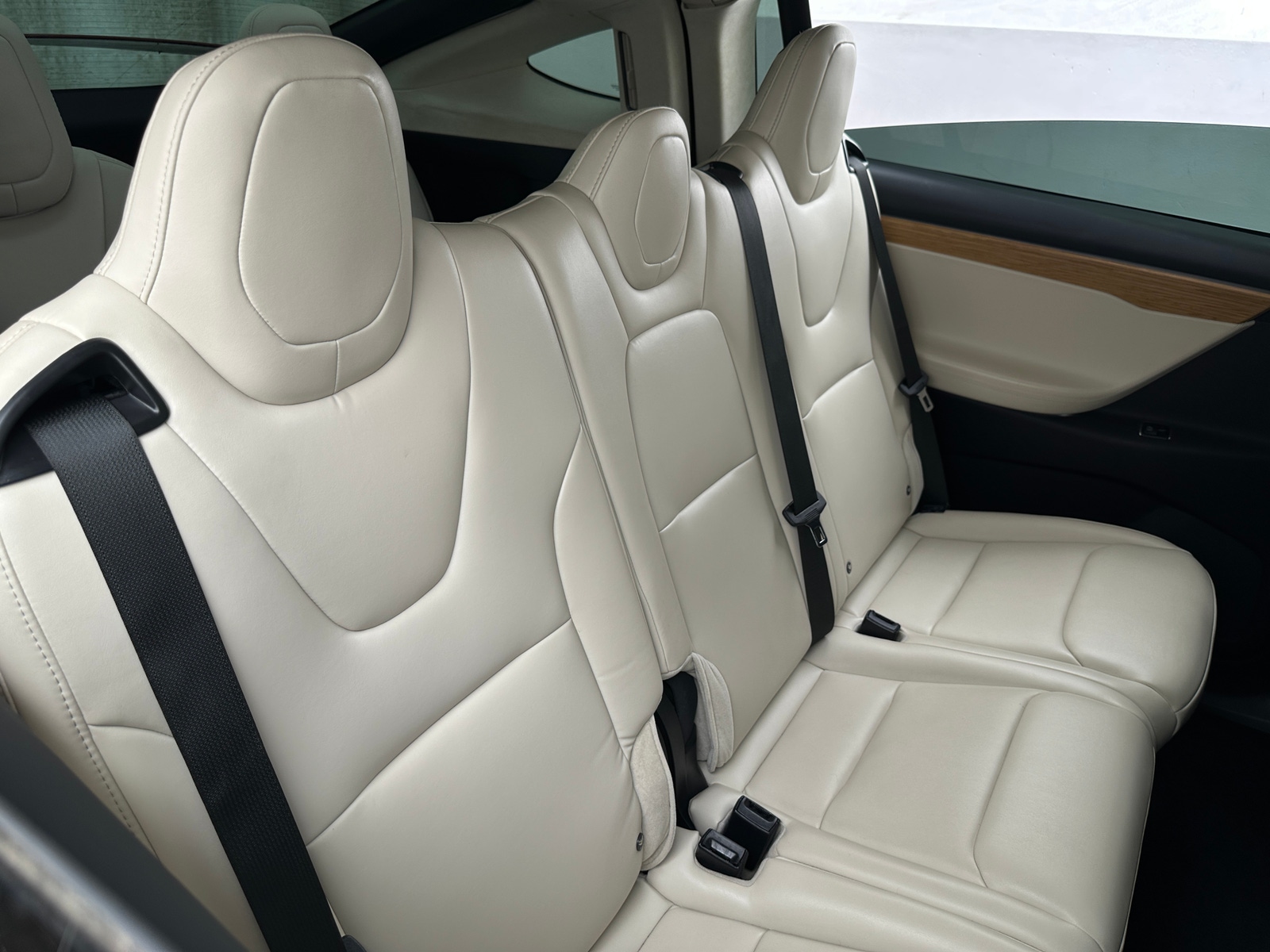 Thumbnail: 2018 Tesla Model X - 4