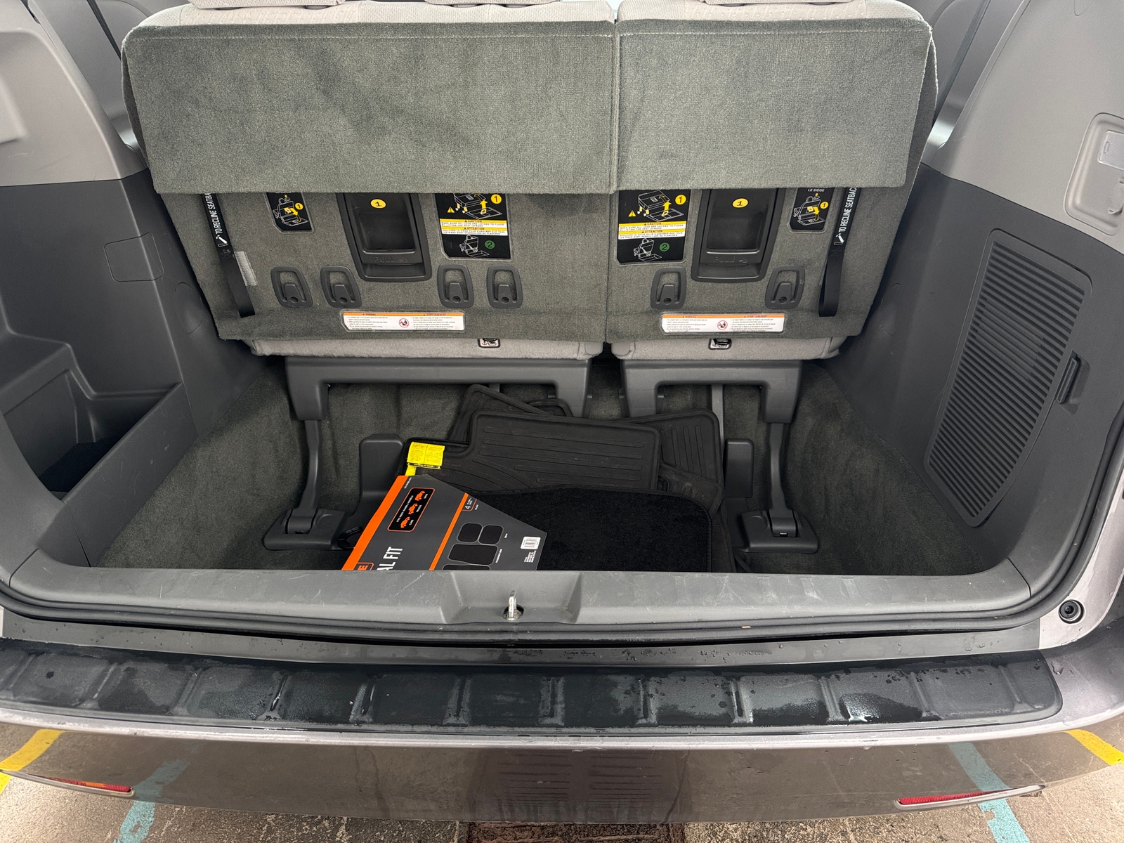 Thumbnail: 2016 Toyota Sienna - 7