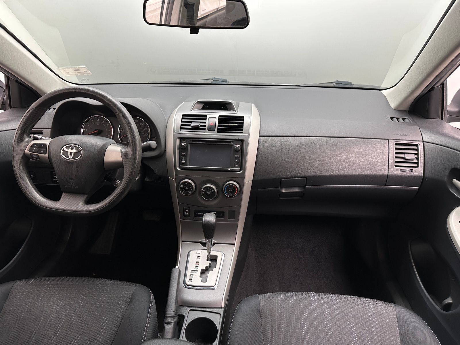 Thumbnail: 2013 Toyota Corolla - 3