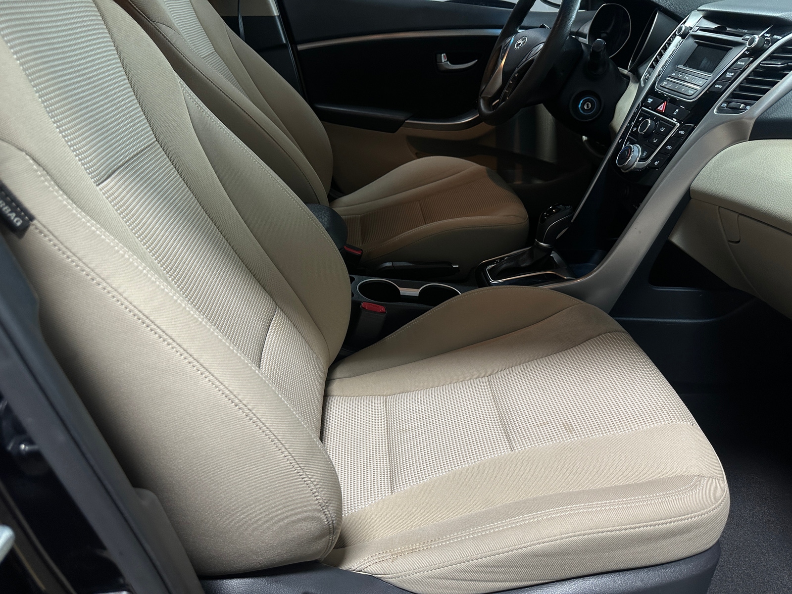 Thumbnail: 2016 Hyundai Elantra - 2