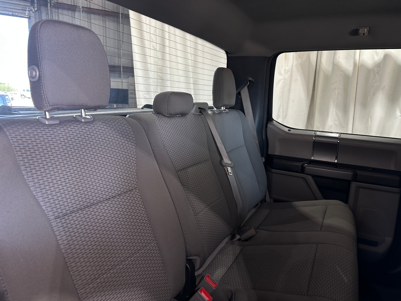 Thumbnail: 2019 Ford Econoline - 6
