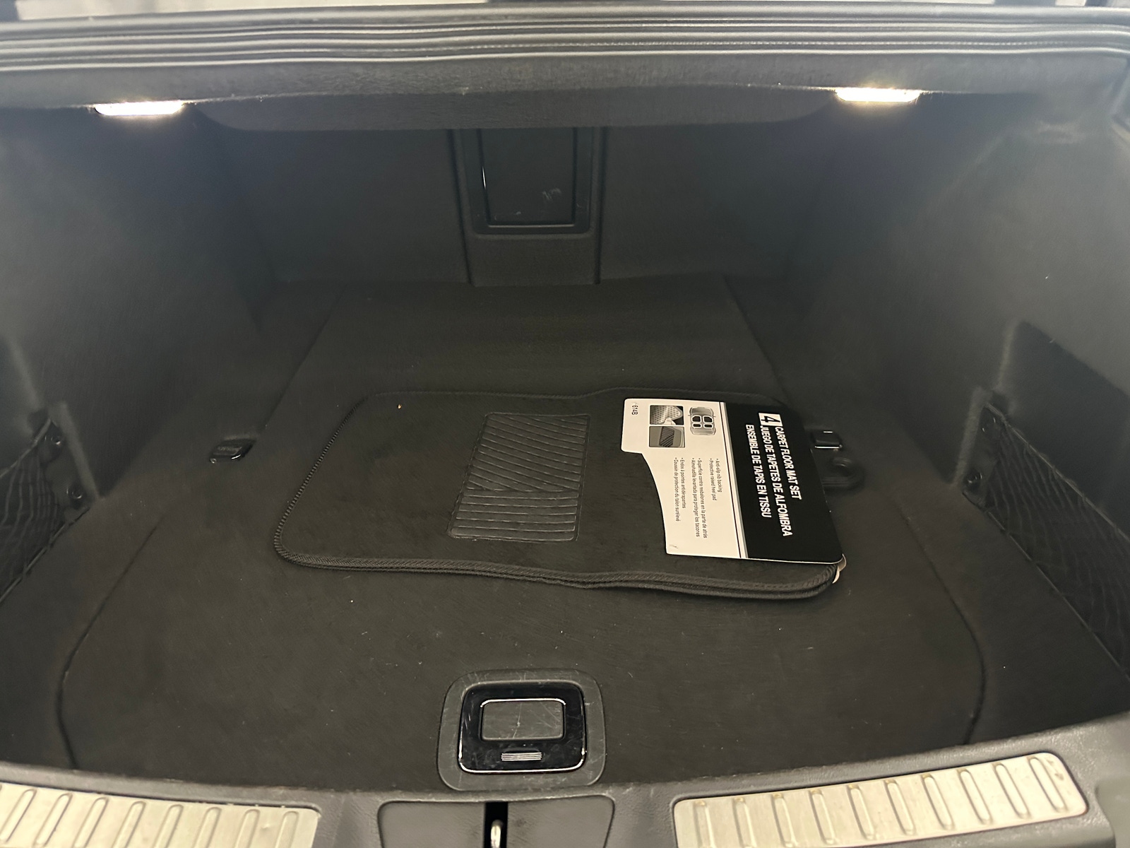 Thumbnail: 2017 Lincoln Continental - 6