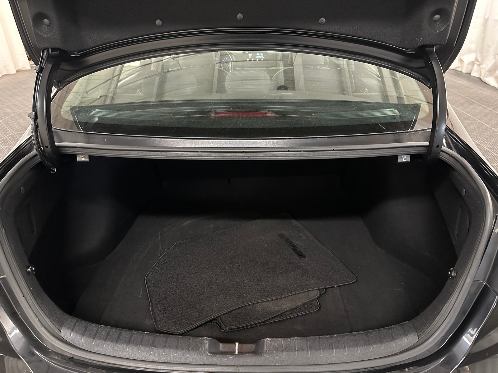 Thumbnail: 2019 Kia Forte - 6