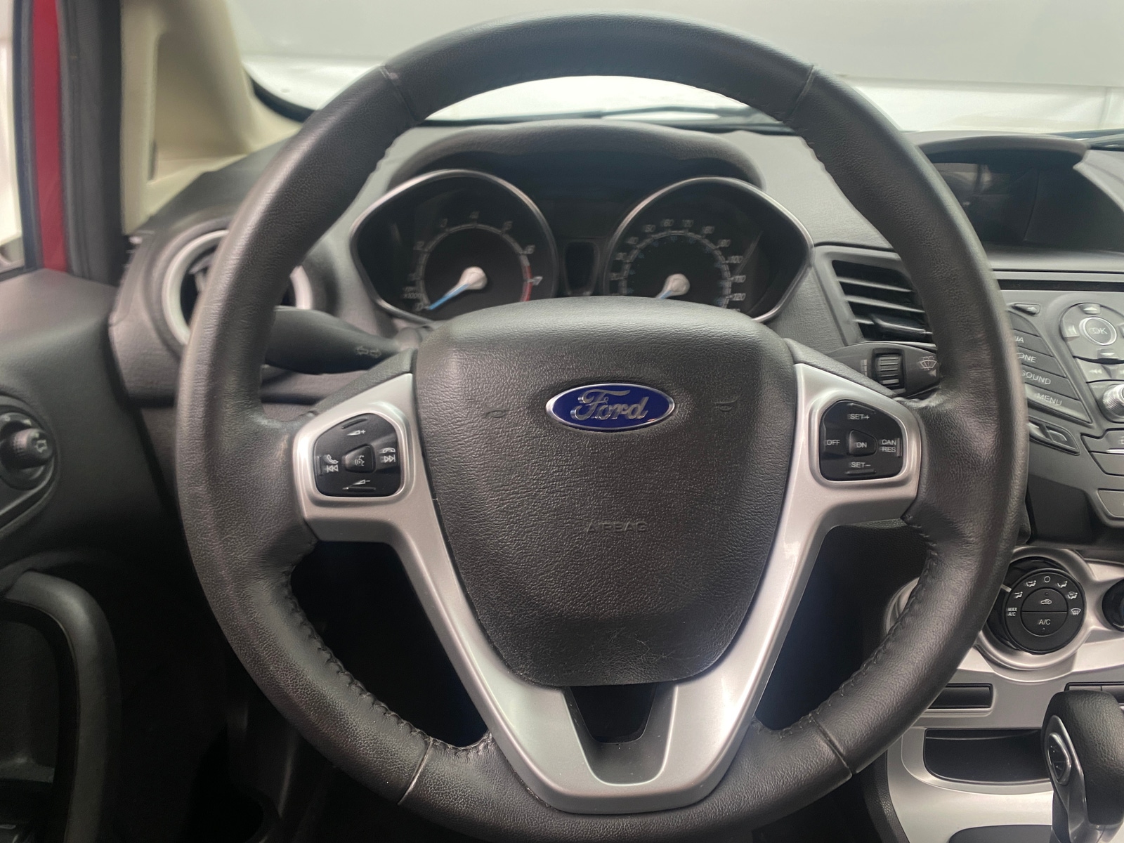 Thumbnail: 2016 Ford Fiesta - 5