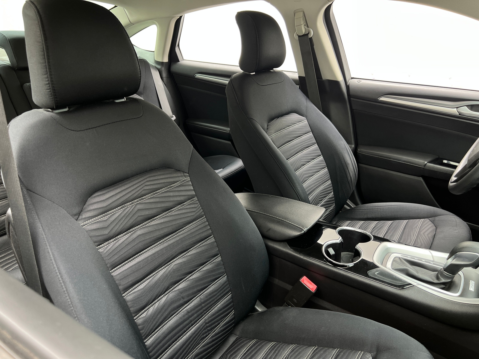 Thumbnail: 2016 Ford Fusion - 2