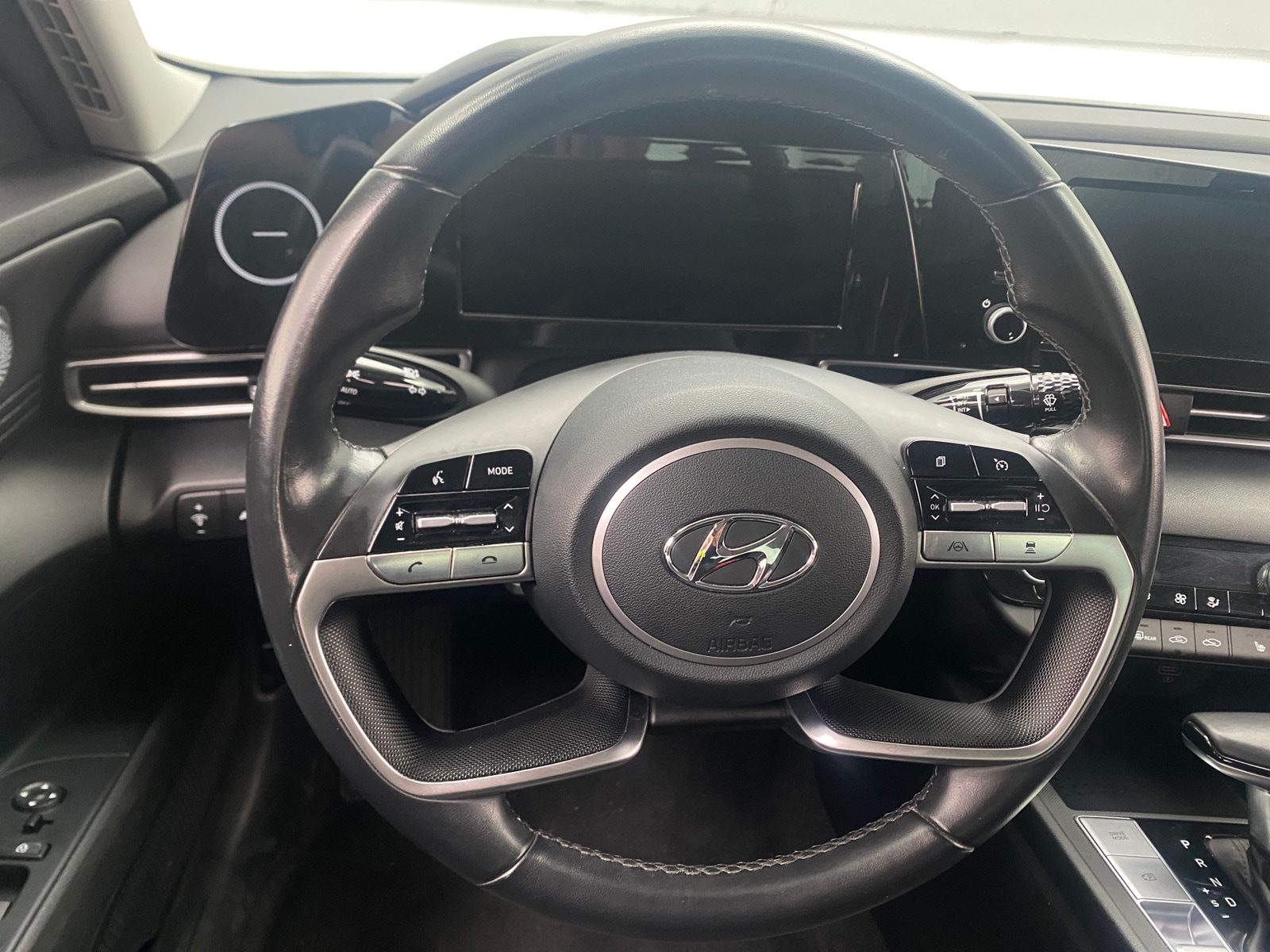 Thumbnail: 2022 Hyundai Elantra - 5