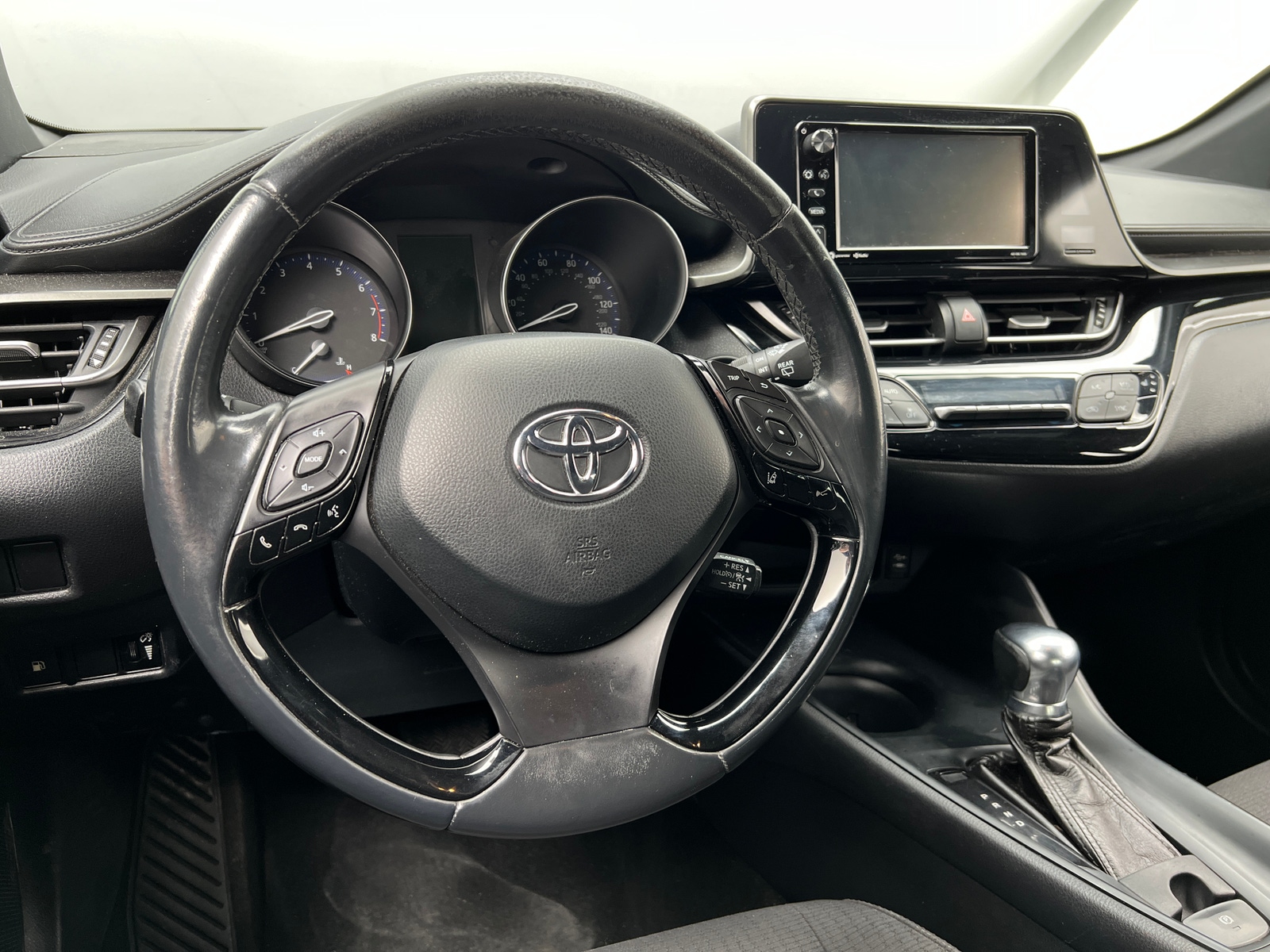 Thumbnail: 2018 Toyota C-HR - 5