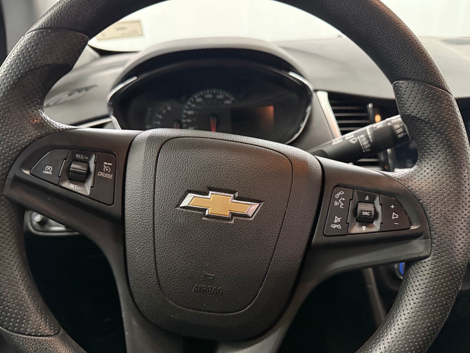 Thumbnail: 2018 Chevrolet Trax - 5